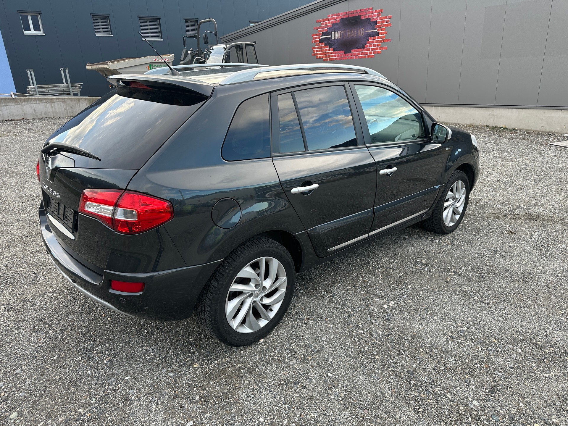RENAULT Koleos 2.0 dCi Swiss Edition 4x4 Automatic-image-7