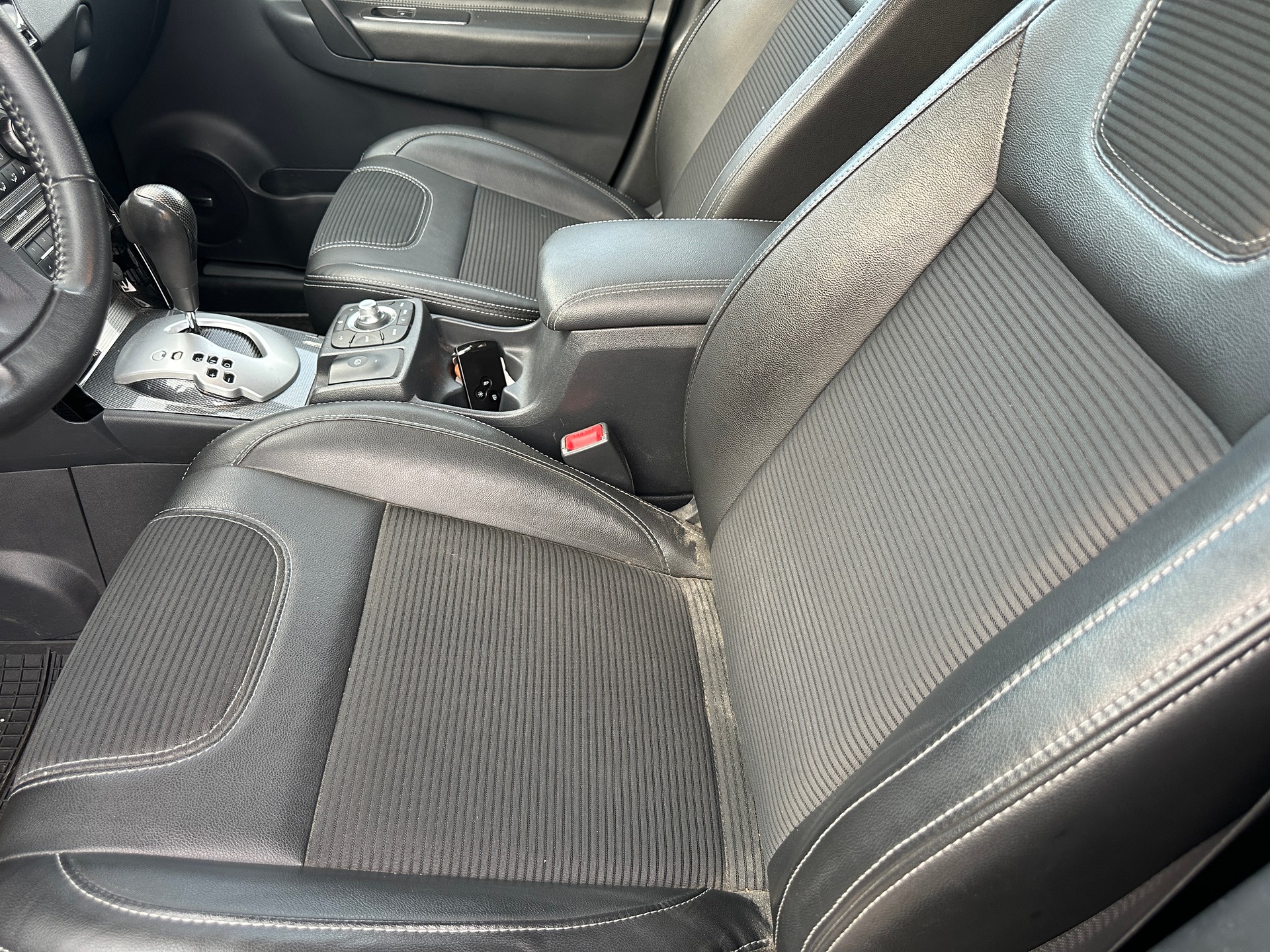 RENAULT Koleos 2.0 dCi Swiss Edition 4x4 Automatic-image-3
