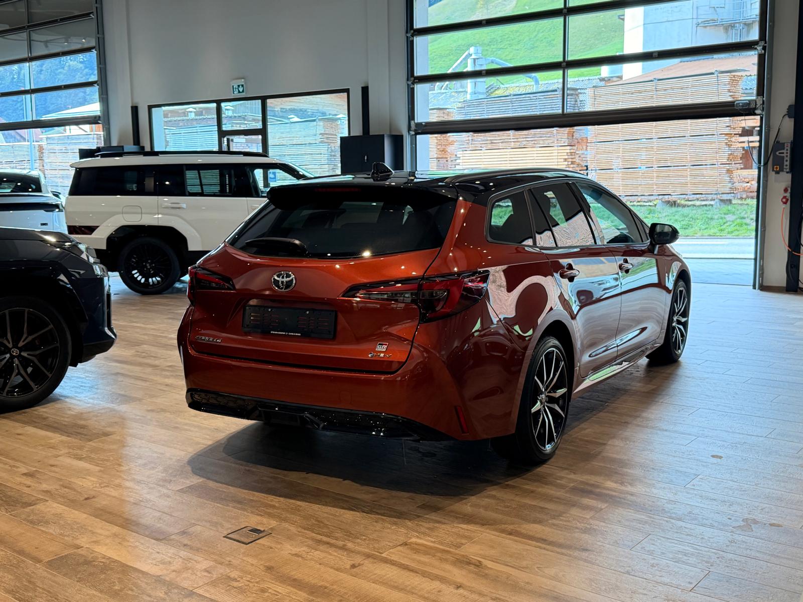 TOYOTA Corolla 2.0 HSD GR Sport e- CVTđ„8-fachđ„15 Jahre Garantieđ„-image-29