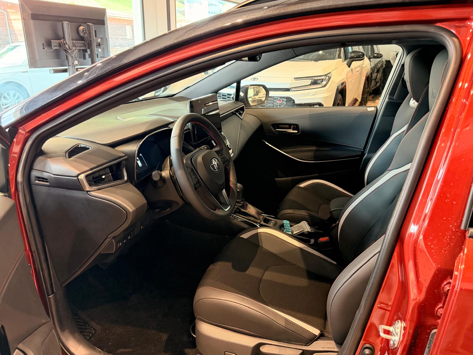 TOYOTA Corolla 2.0 HSD GR Sport e- CVTđ„8-fachđ„15 Jahre Garantieđ„-image-28