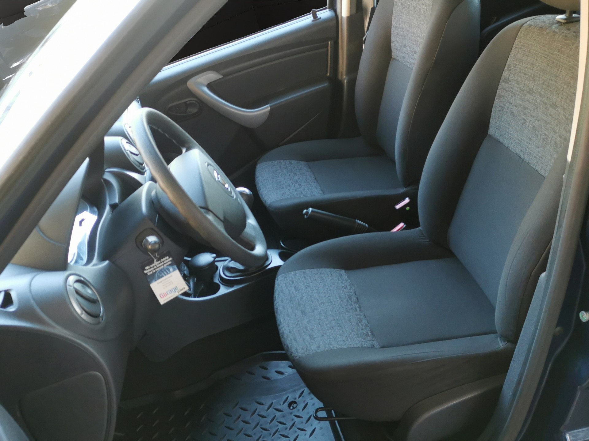 DACIA Duster 1.6 4x4-image-9