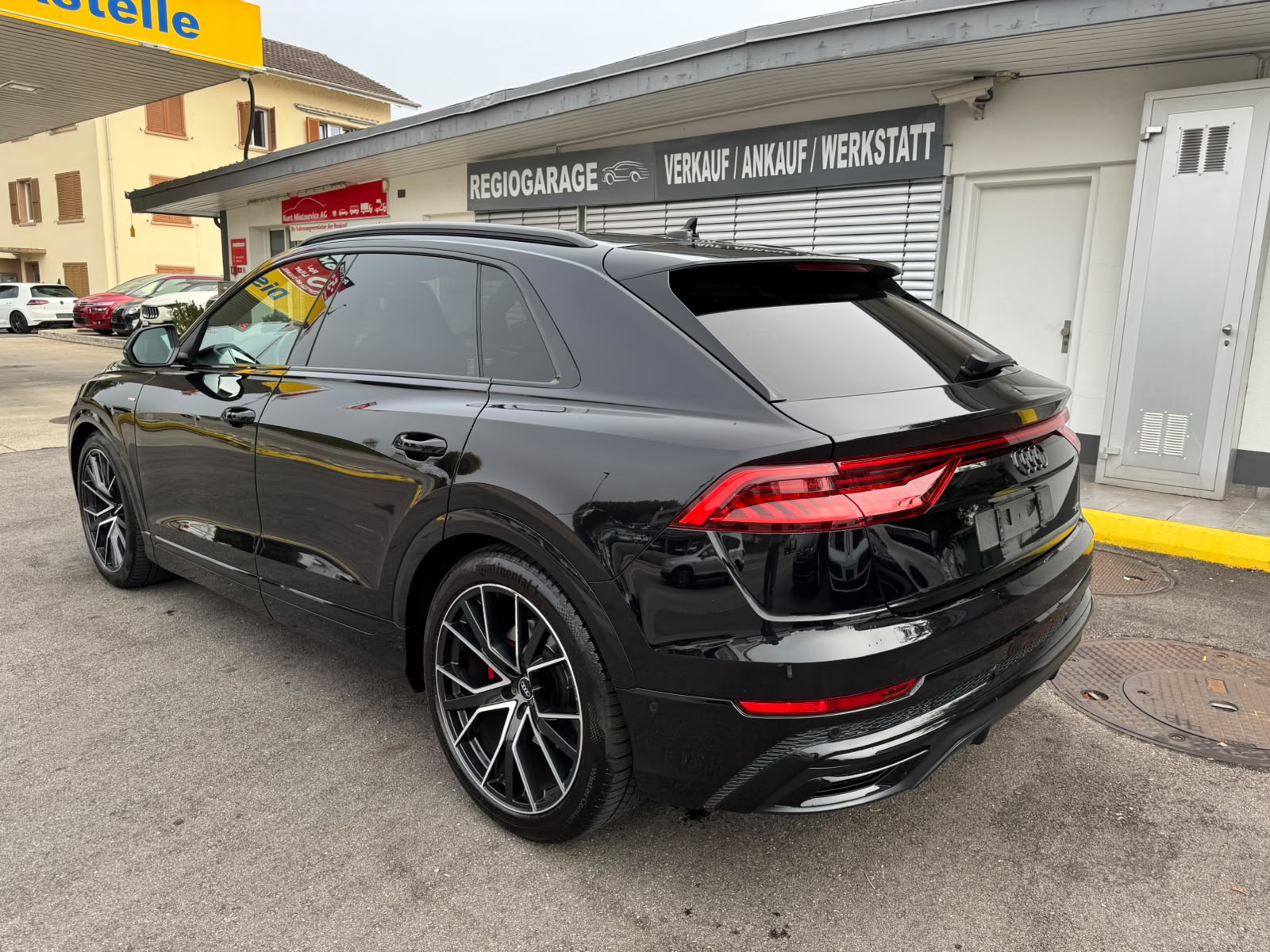 AUDI Q8 50 TDI Black Edition quattro tiptronic-image-2