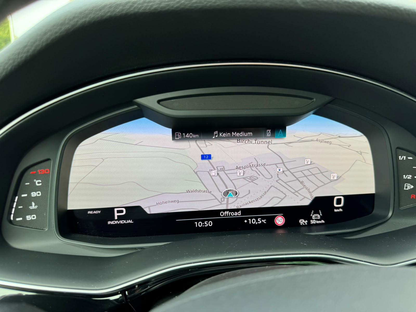 AUDI Q8 50 TDI Black Edition quattro tiptronic-image-29