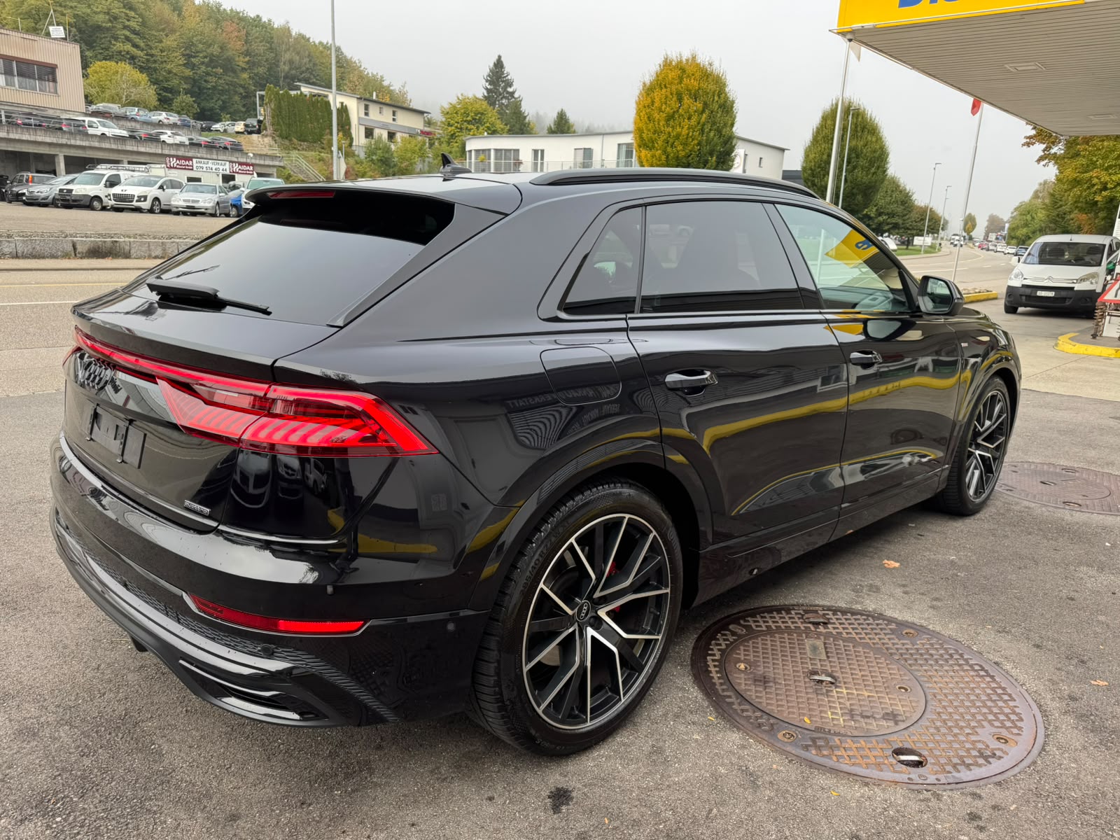 AUDI Q8 50 TDI Black Edition quattro tiptronic-image-7