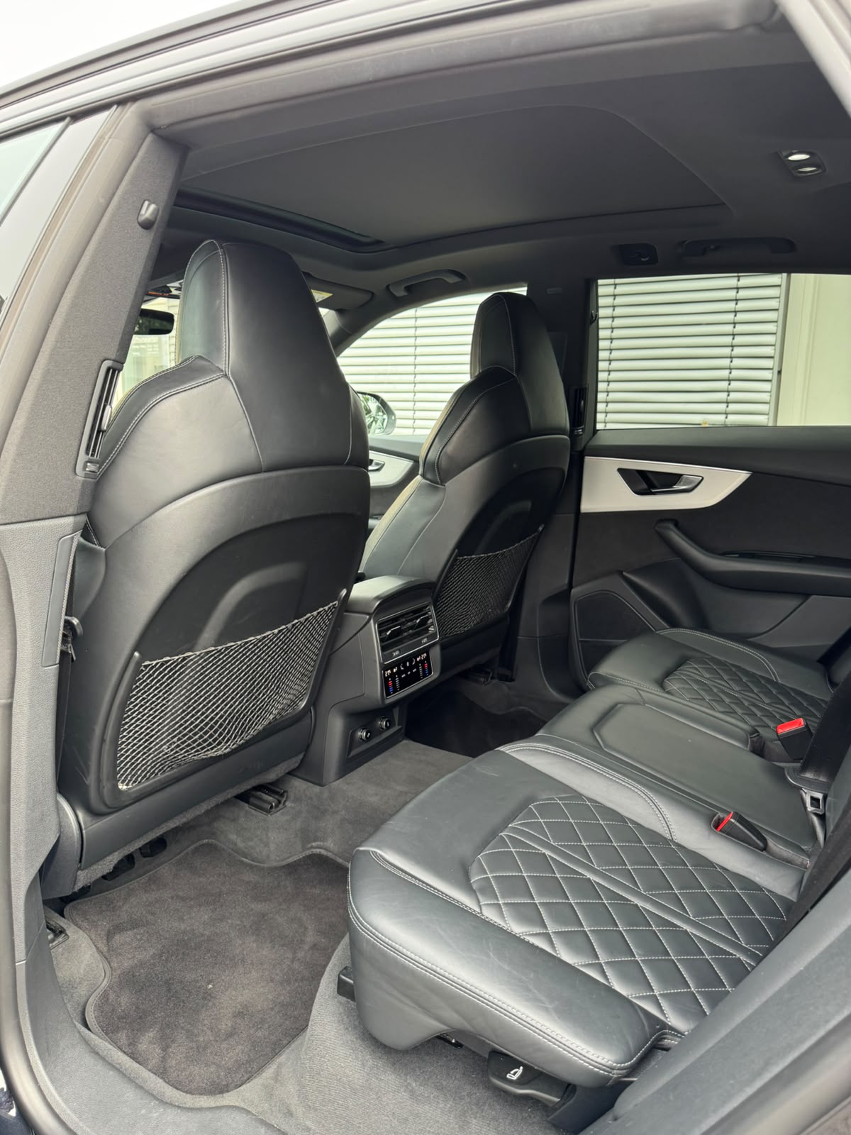 AUDI Q8 50 TDI Black Edition quattro tiptronic-image-14