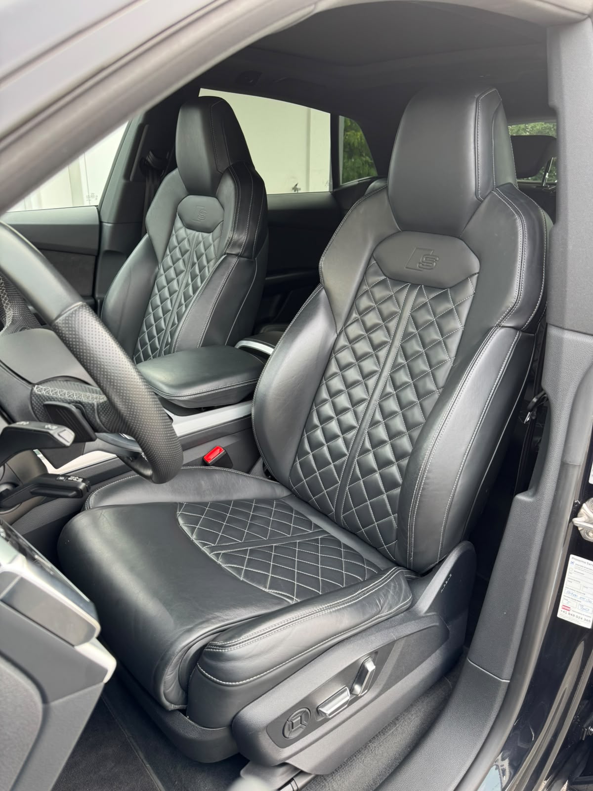 AUDI Q8 50 TDI Black Edition quattro tiptronic-image-13
