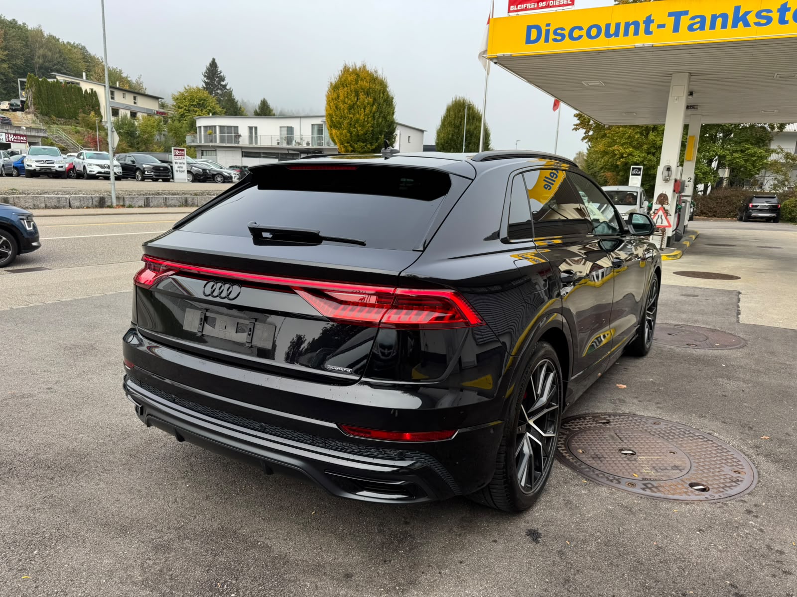 AUDI Q8 50 TDI Black Edition quattro tiptronic-image-6