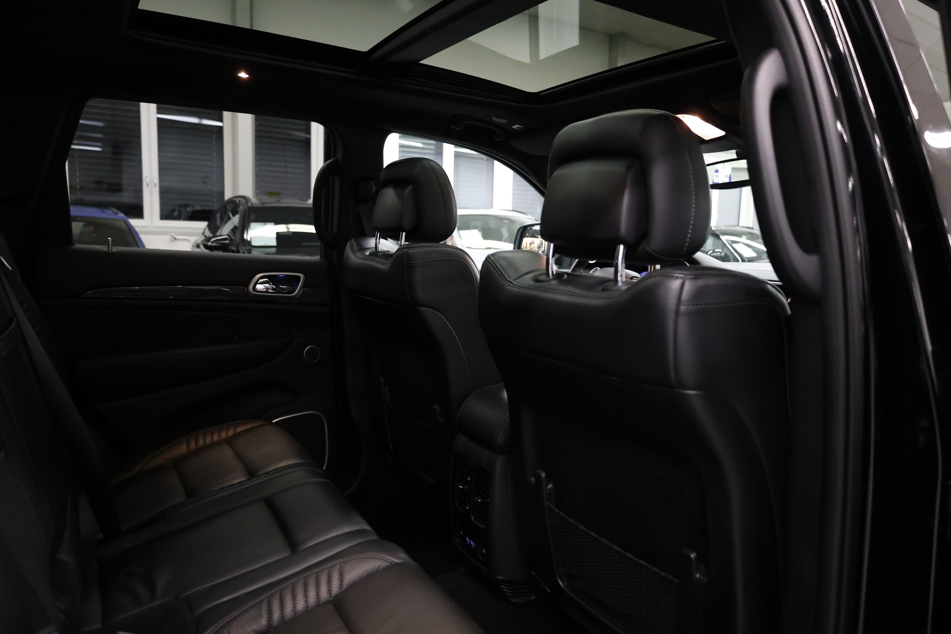 JEEP Grand Cherokee 6.2 V8 HEMI Trackhawk-image-29