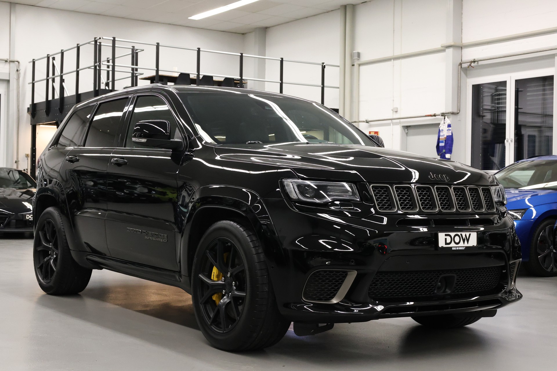 JEEP Grand Cherokee 6.2 V8 HEMI Trackhawk-image-2