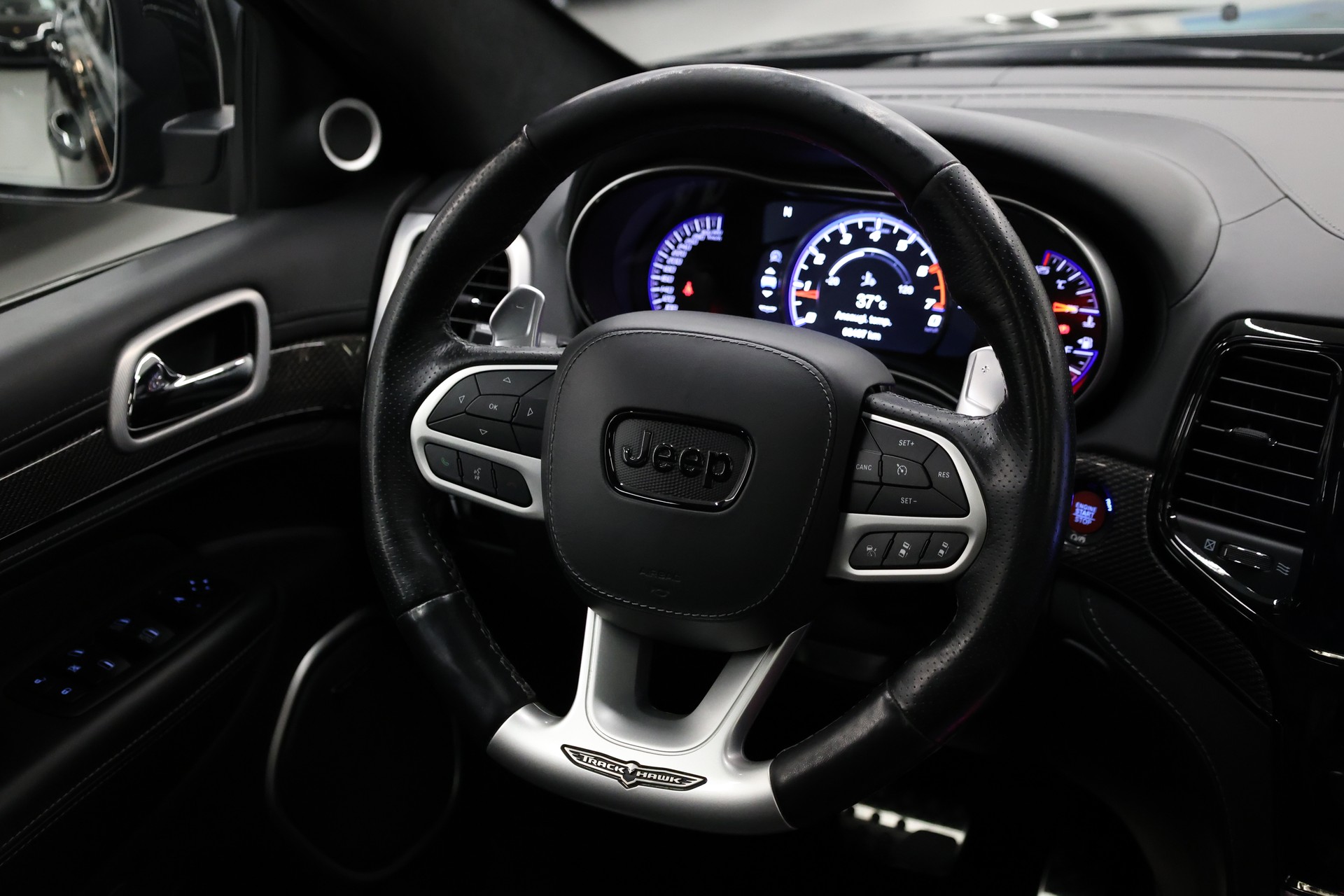 JEEP Grand Cherokee 6.2 V8 HEMI Trackhawk-image-21