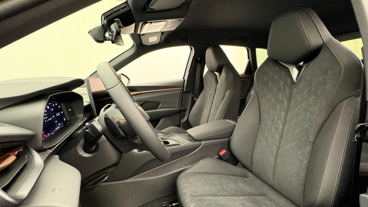 CUPRA Terramar 1.5 eHybrid DSG VZ-image-4