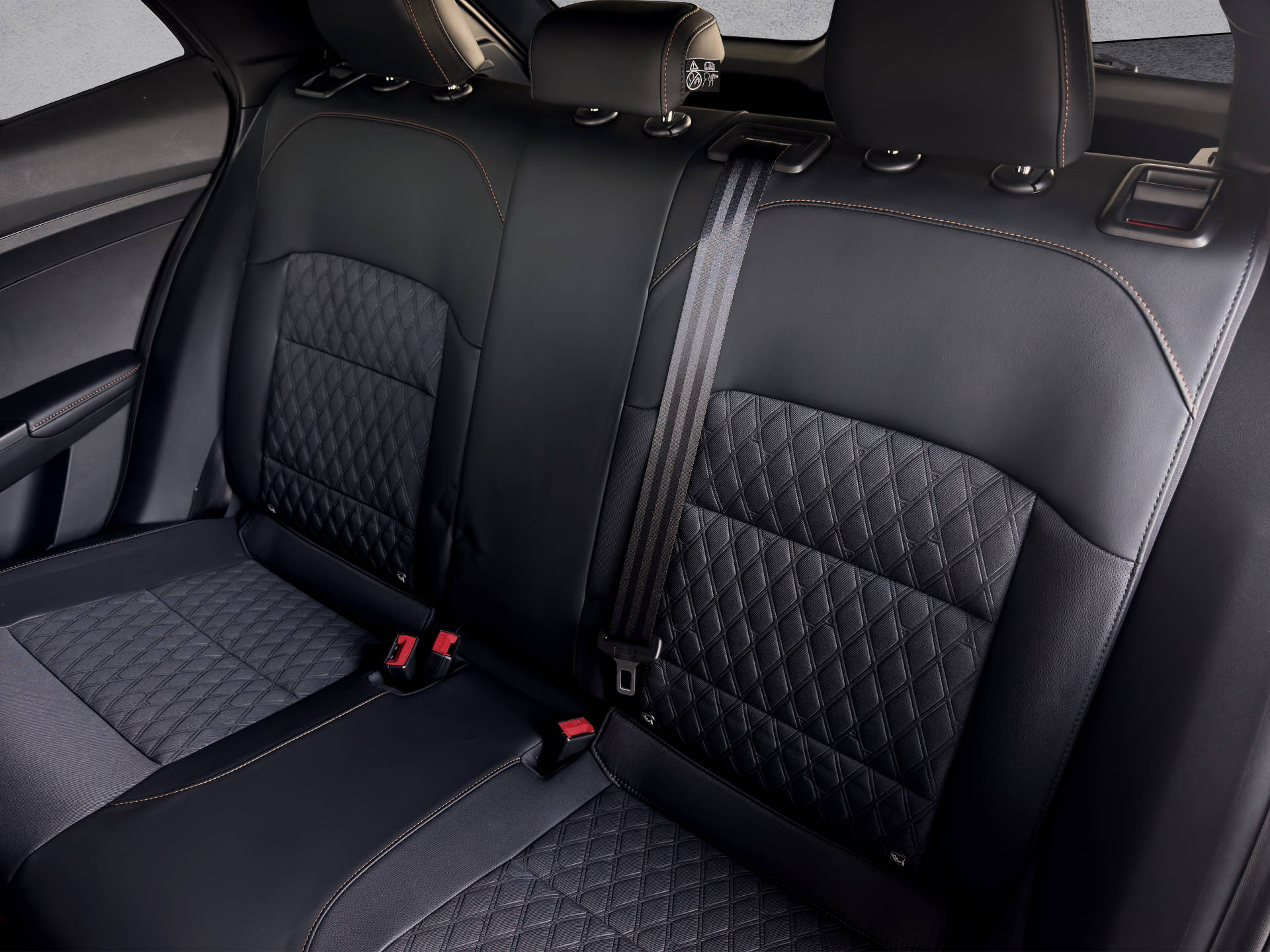 MG 3 1.5 Hybrid Luxury-image-13