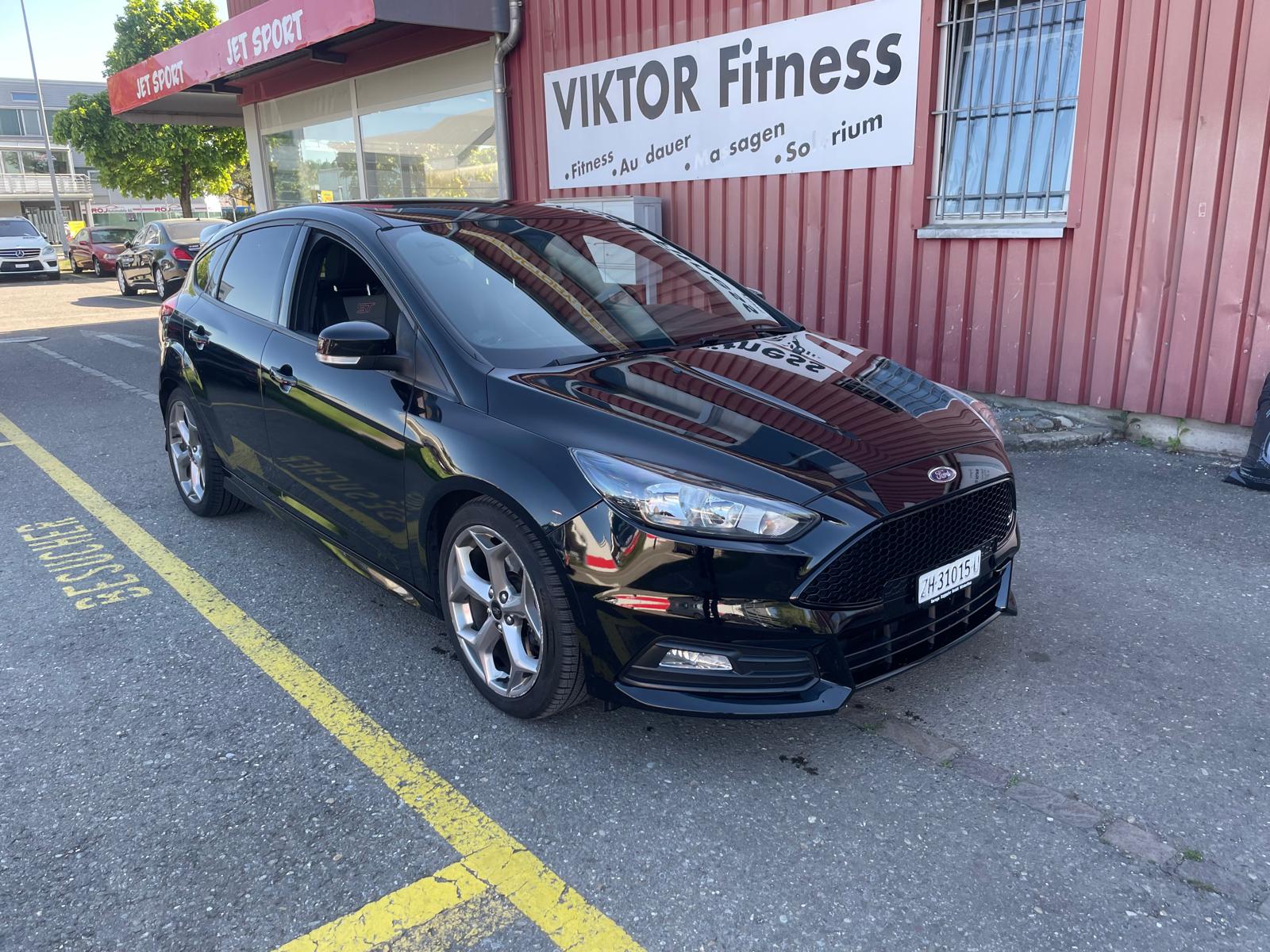FORD Focus 2.0 TDCi ST2 Powershift-image-2