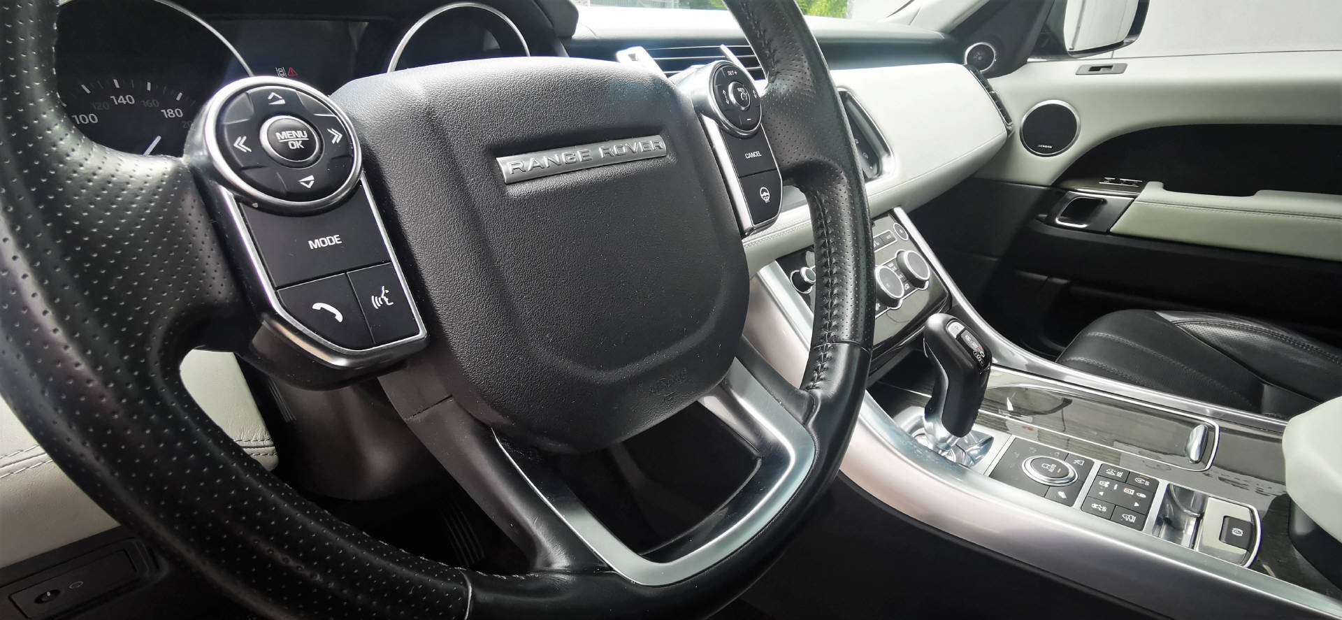 LAND ROVER Range Rover Sport 3.0 TDV6 HSE Dynamic-image-8