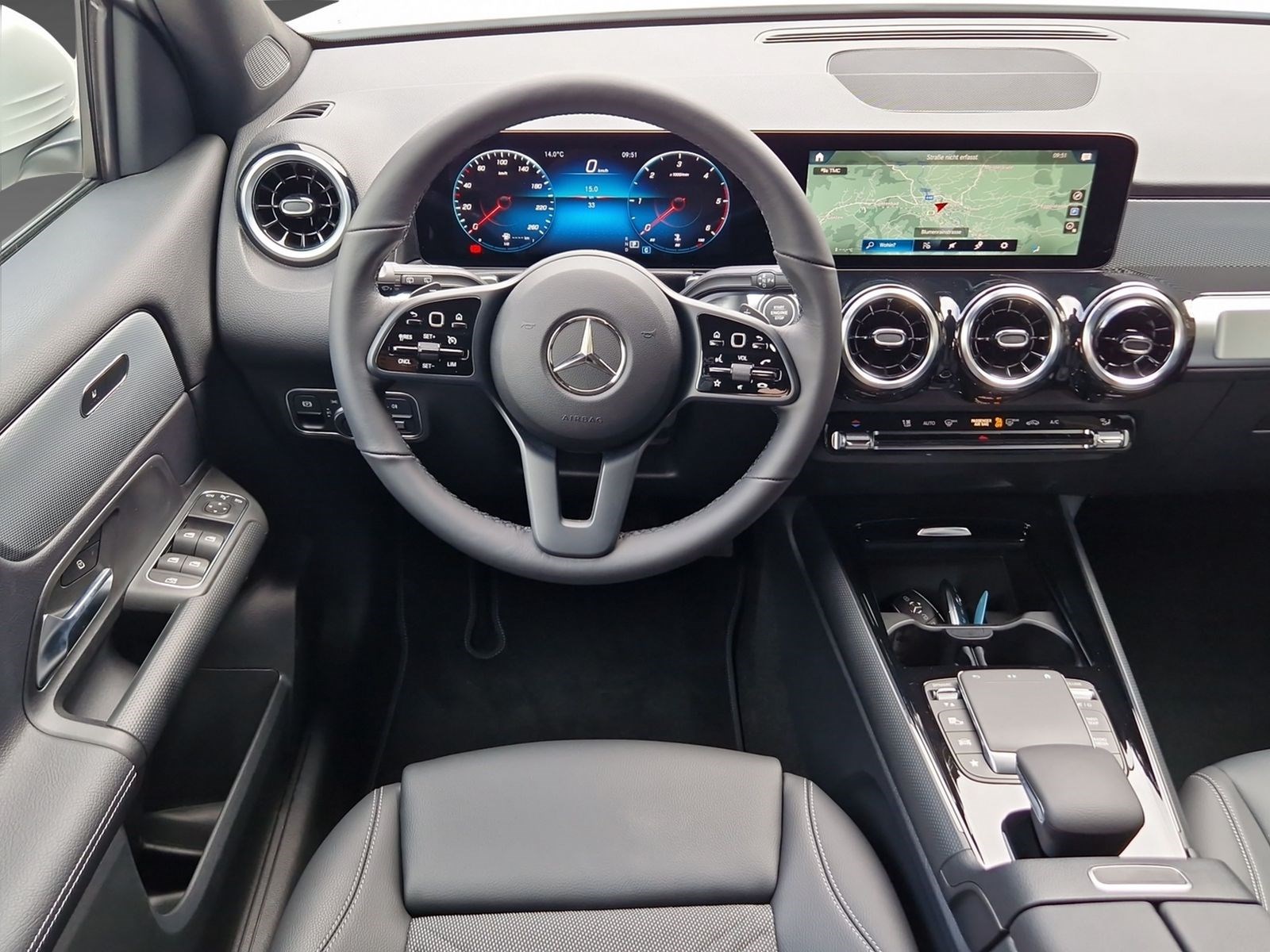 MERCEDES-BENZ GLB 220 d 4Matic-image-9