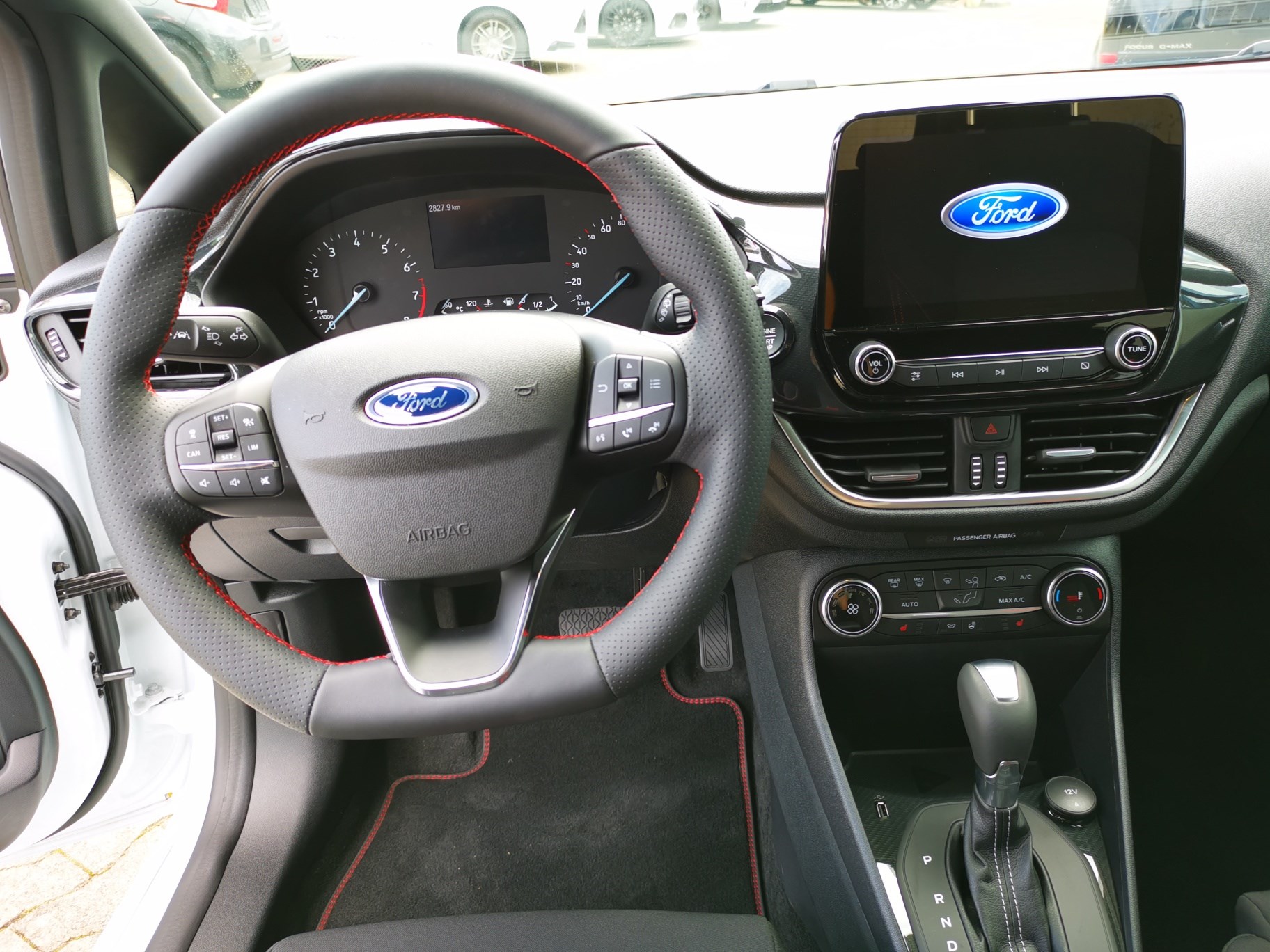FORD Fiesta 1.0 SCTi MHEV ST Line X Automat-image-3