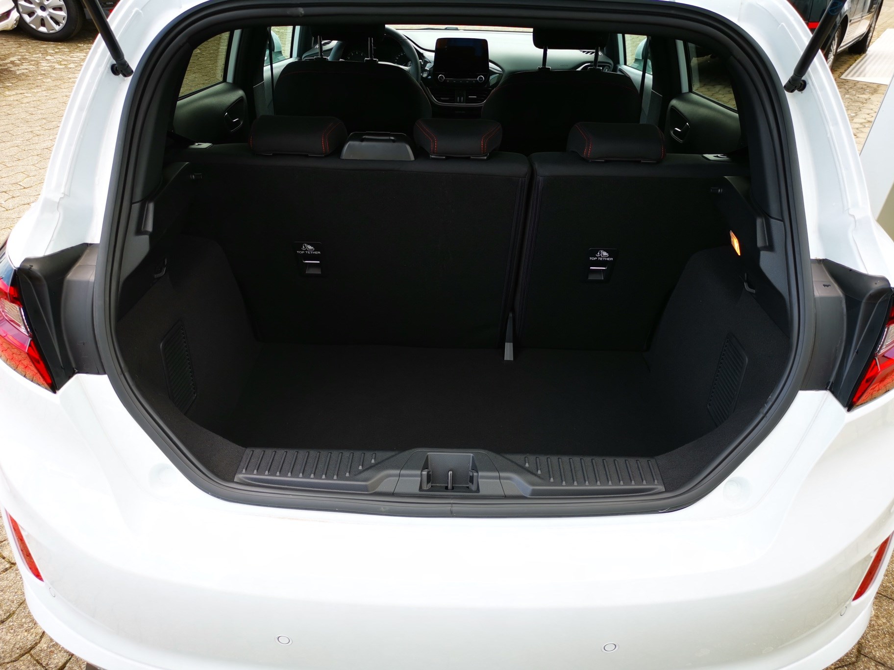 FORD Fiesta 1.0 SCTi MHEV ST Line X Automat-image-7