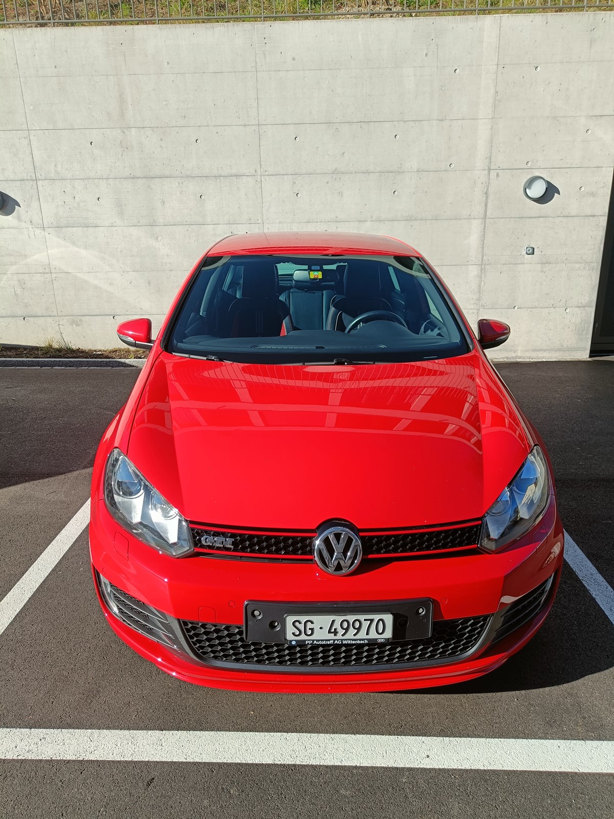 VW Golf 2.0 TSI GTI Adidas DSG-image-0