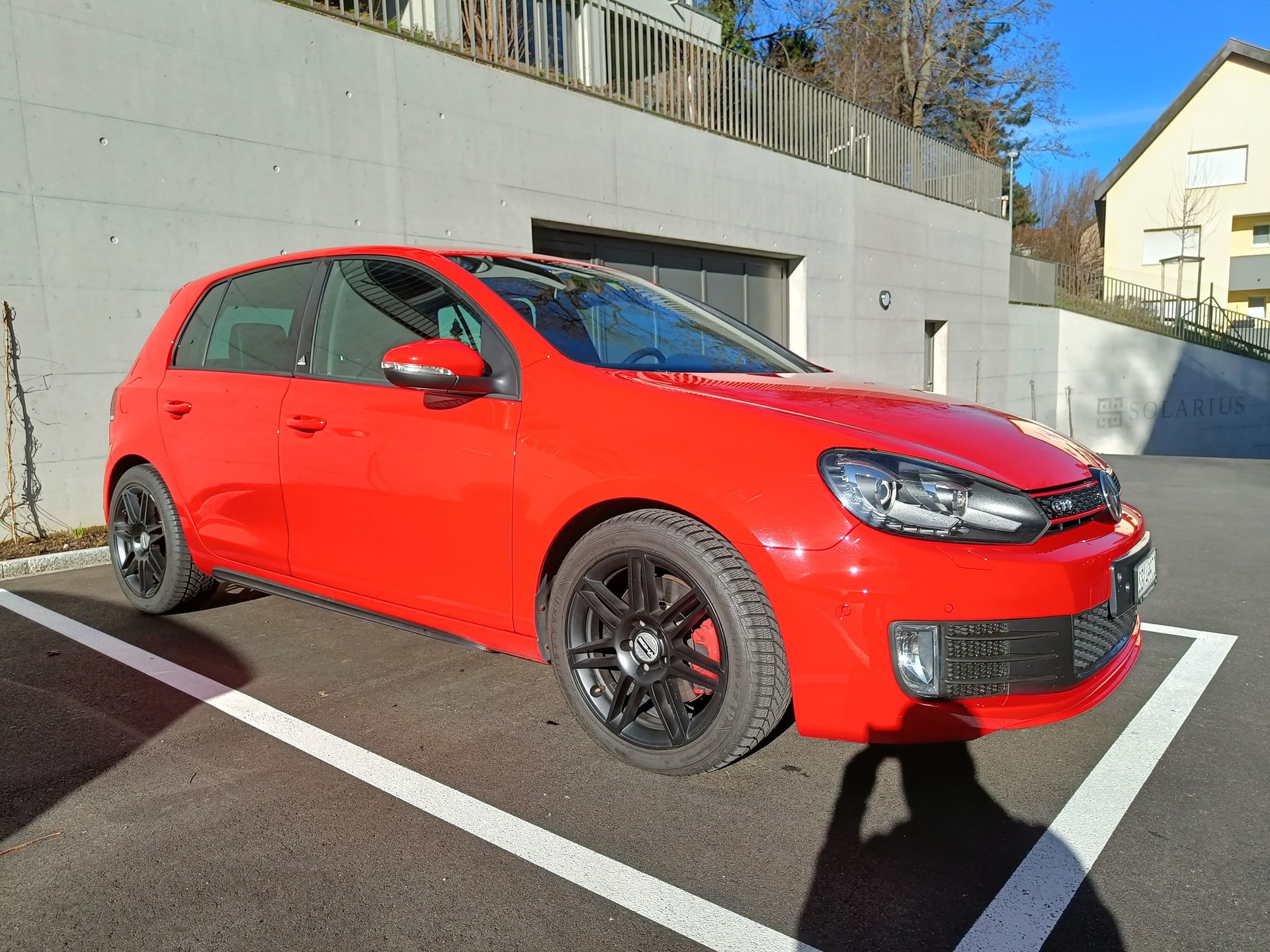 VW Golf 2.0 TSI GTI Adidas DSG-image-1