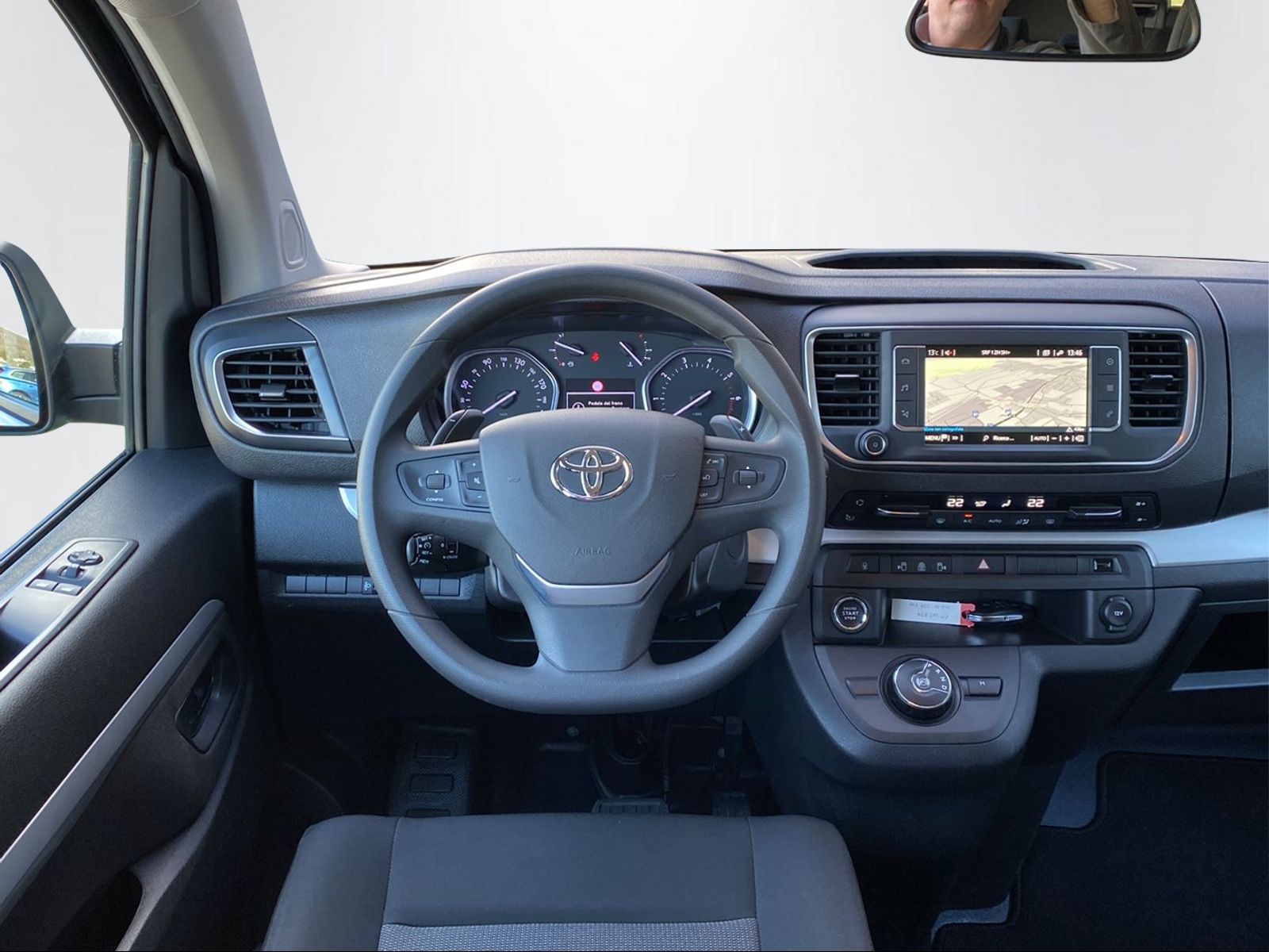 TOYOTA PROACE Verso L1 2.0 D Shuttle-image-12