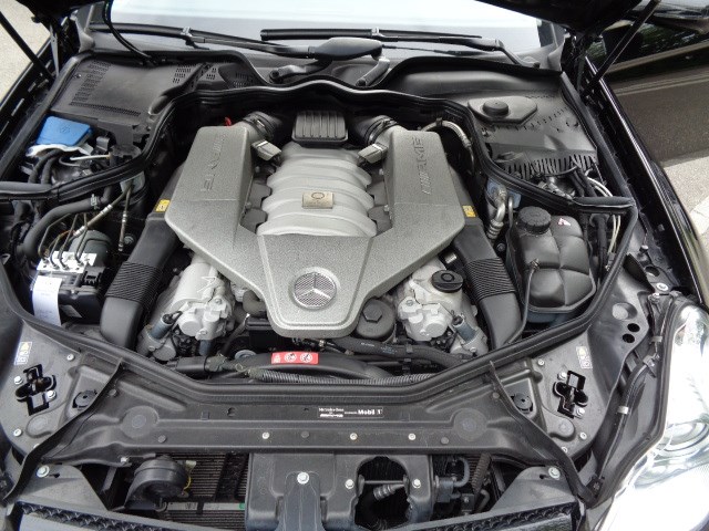 MERCEDES-BENZ CLS 63 AMG-image-12