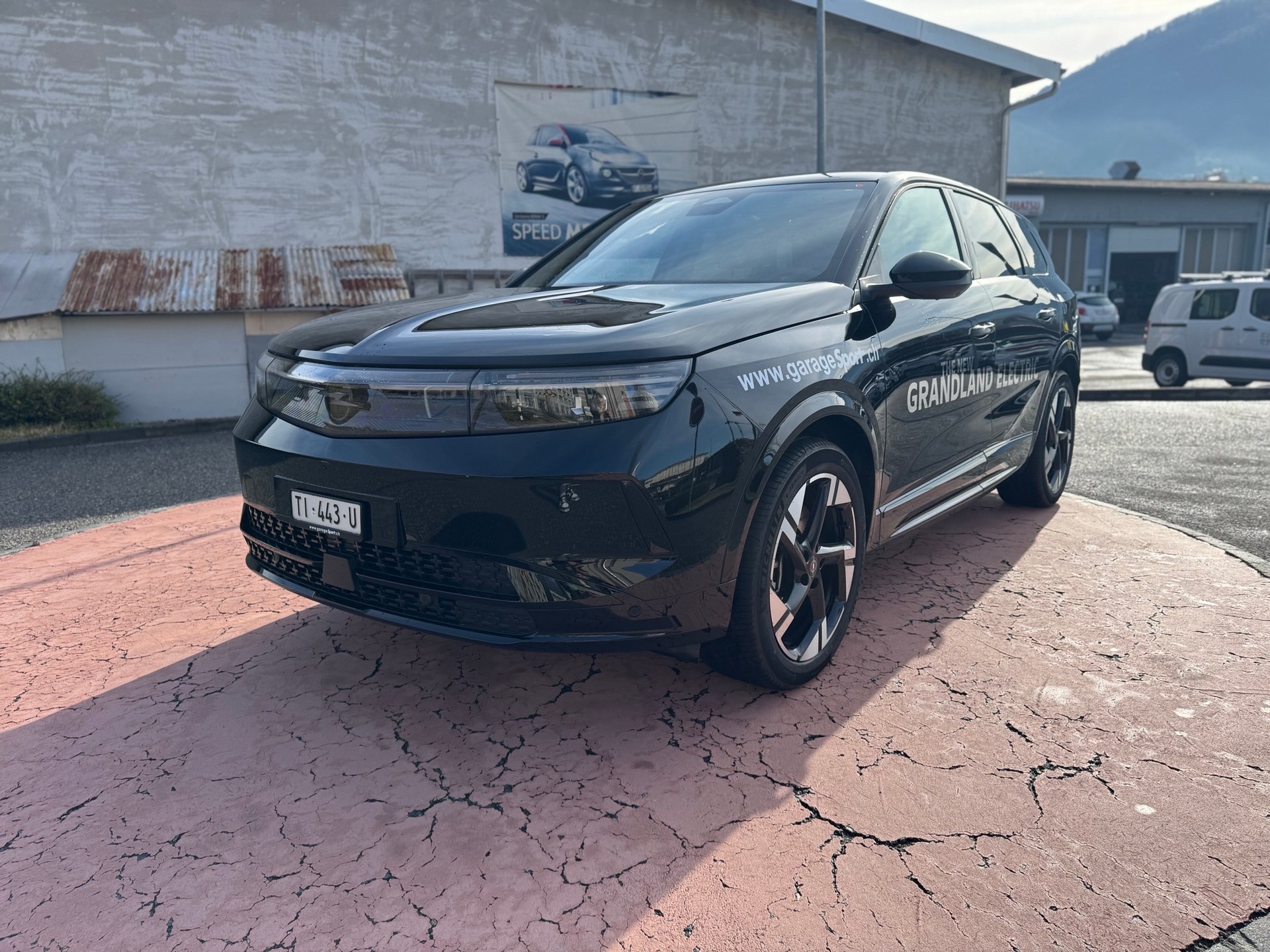 OPEL Grandland Elektro 73kWh GS-image-2