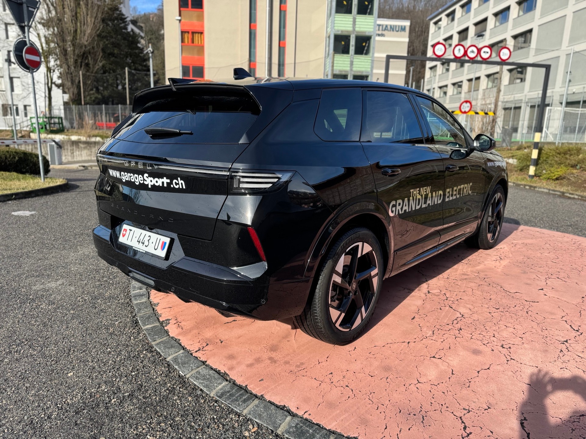 OPEL Grandland Elektro 73kWh GS-image-6