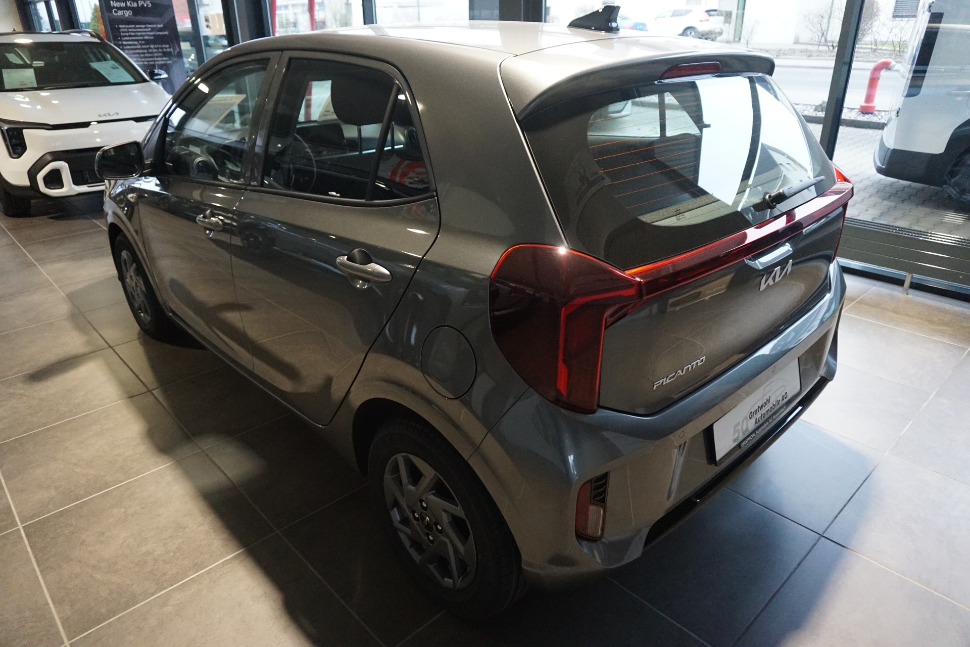 KIA Picanto 1.0 First Edition Automatic-showroom-element-2