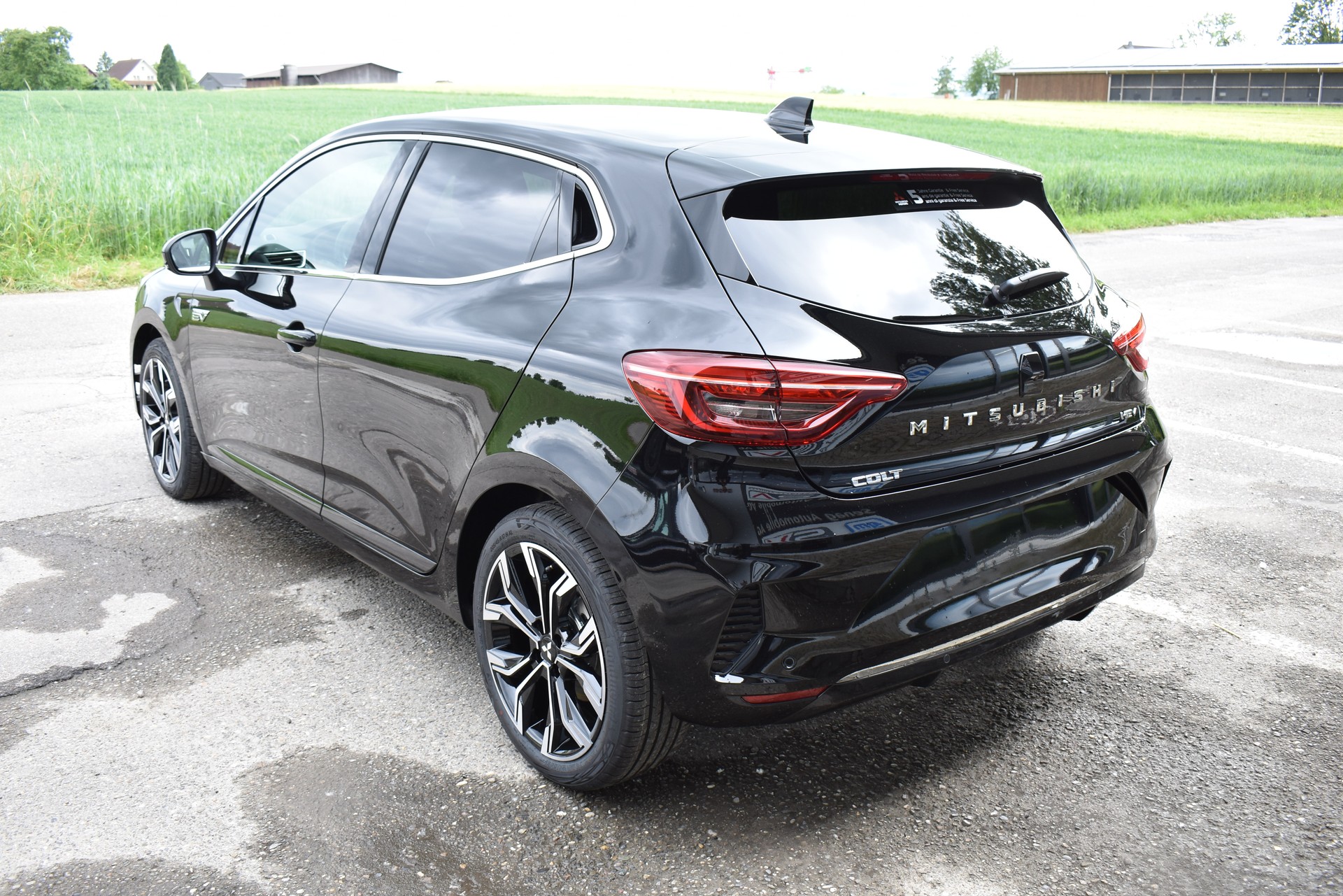 MITSUBISHI COLT 1.6 HEV Intense-image-5