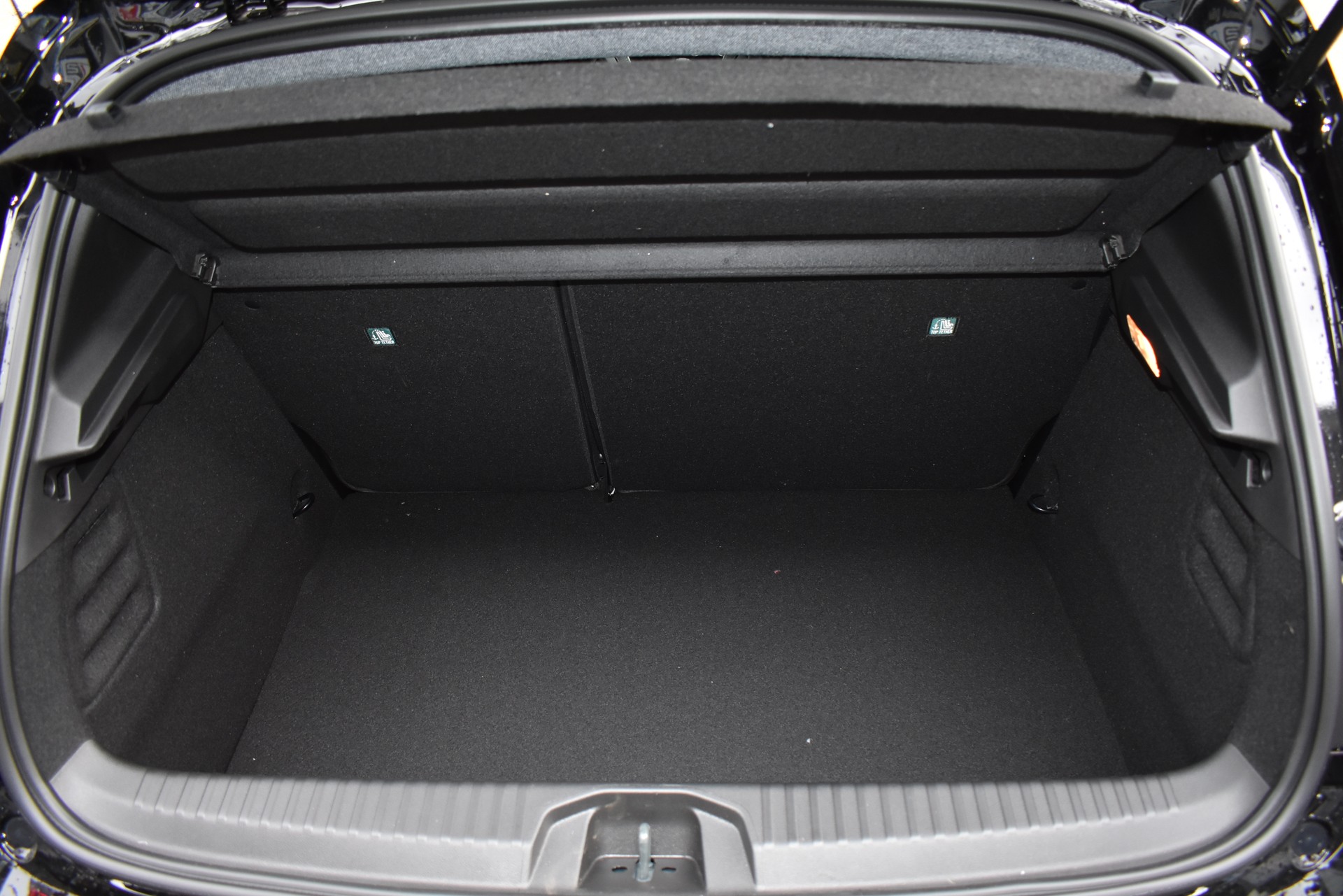 MITSUBISHI COLT 1.6 HEV Intense-image-12