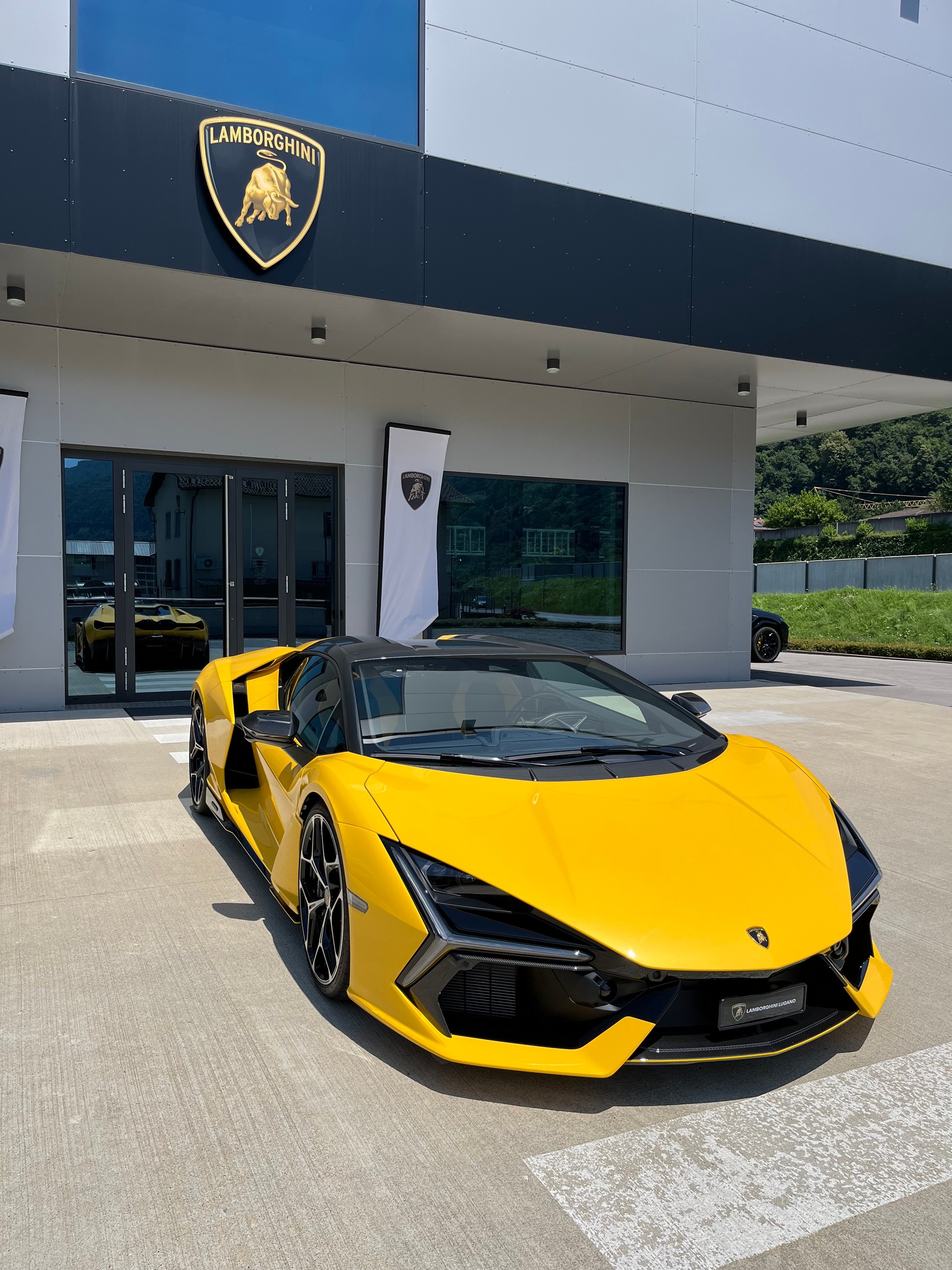 LAMBORGHINI Revuelto Selezione Certified Pre-Owned Certifications: 150-point check list Lamborghini Lugano-image-7