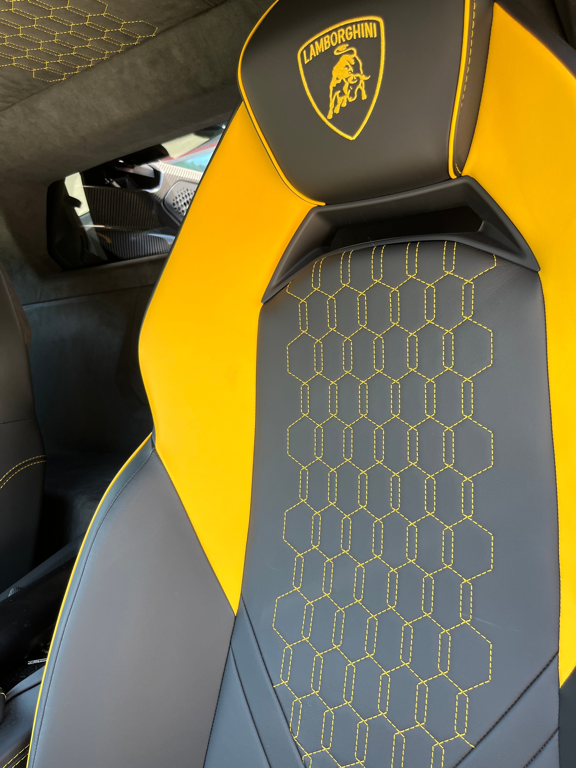 LAMBORGHINI Revuelto Selezione Certified Pre-Owned Certifications: 150-point check list Lamborghini Lugano-image-15