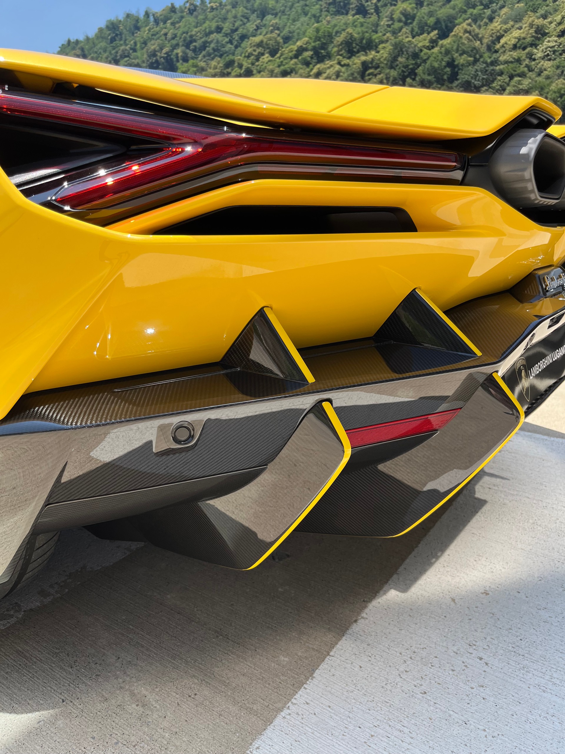 LAMBORGHINI Revuelto Selezione Certified Pre-Owned Certifications: 150-point check list Lamborghini Lugano-image-10