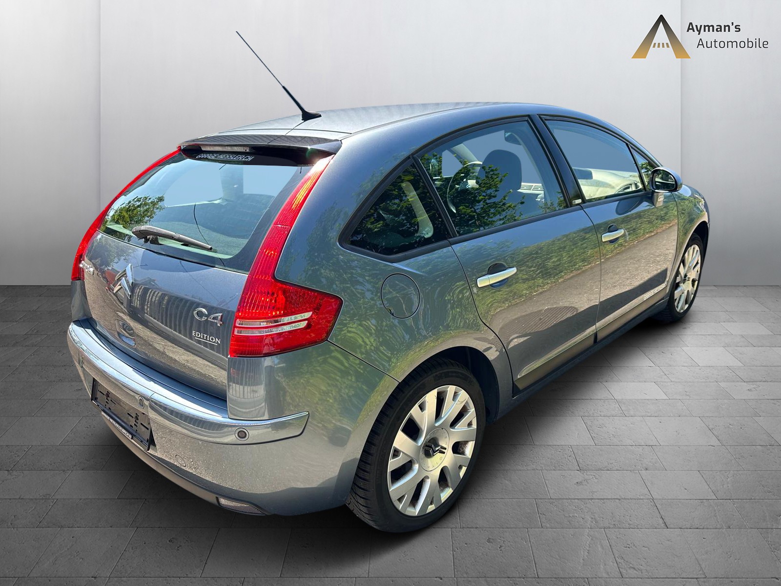 CITROEN C4 Berline 2.0i 16V Exclusive-image-3