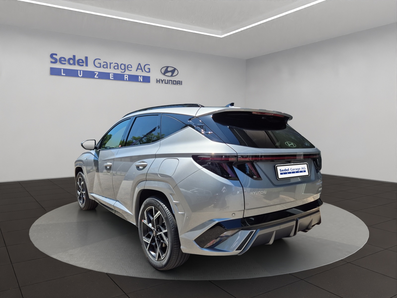 HYUNDAI Tucson 1.6 T-GDi PHEV N-Line LUX.pack 4WD-image-3