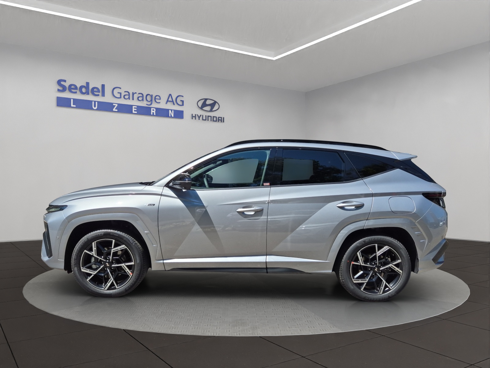 HYUNDAI Tucson 1.6 T-GDi PHEV N-Line LUX.pack 4WD-image-2