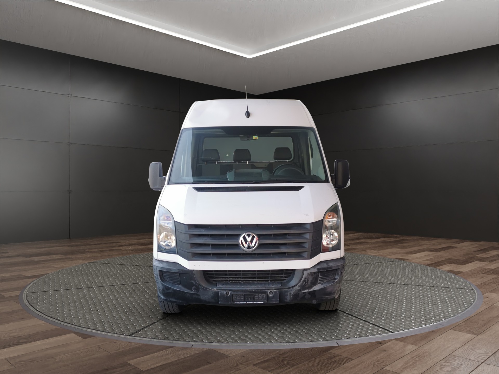 VW Crafter 35 2.0 TDI-image-2
