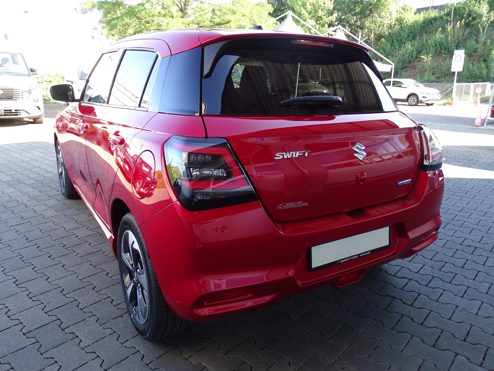SUZUKI Swift 1.2 Compact Top Hybrid CVT-image-10
