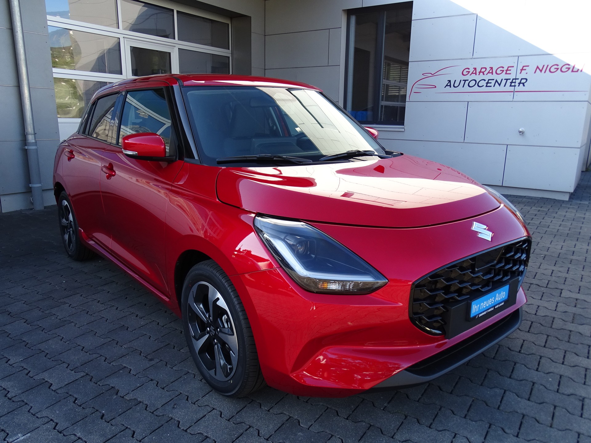 SUZUKI Swift 1.2 Compact Top Hybrid CVT