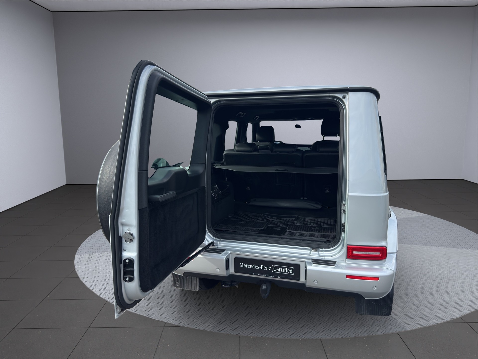 MERCEDES-BENZ G 500 9G-Tronic-image-16