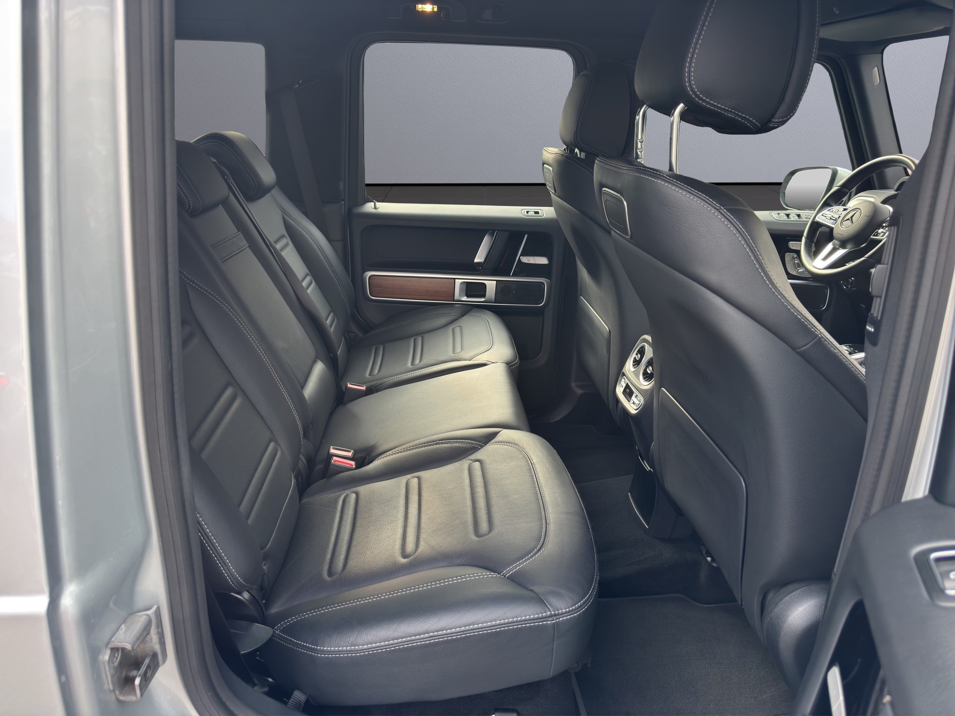 MERCEDES-BENZ G 500 9G-Tronic-image-15