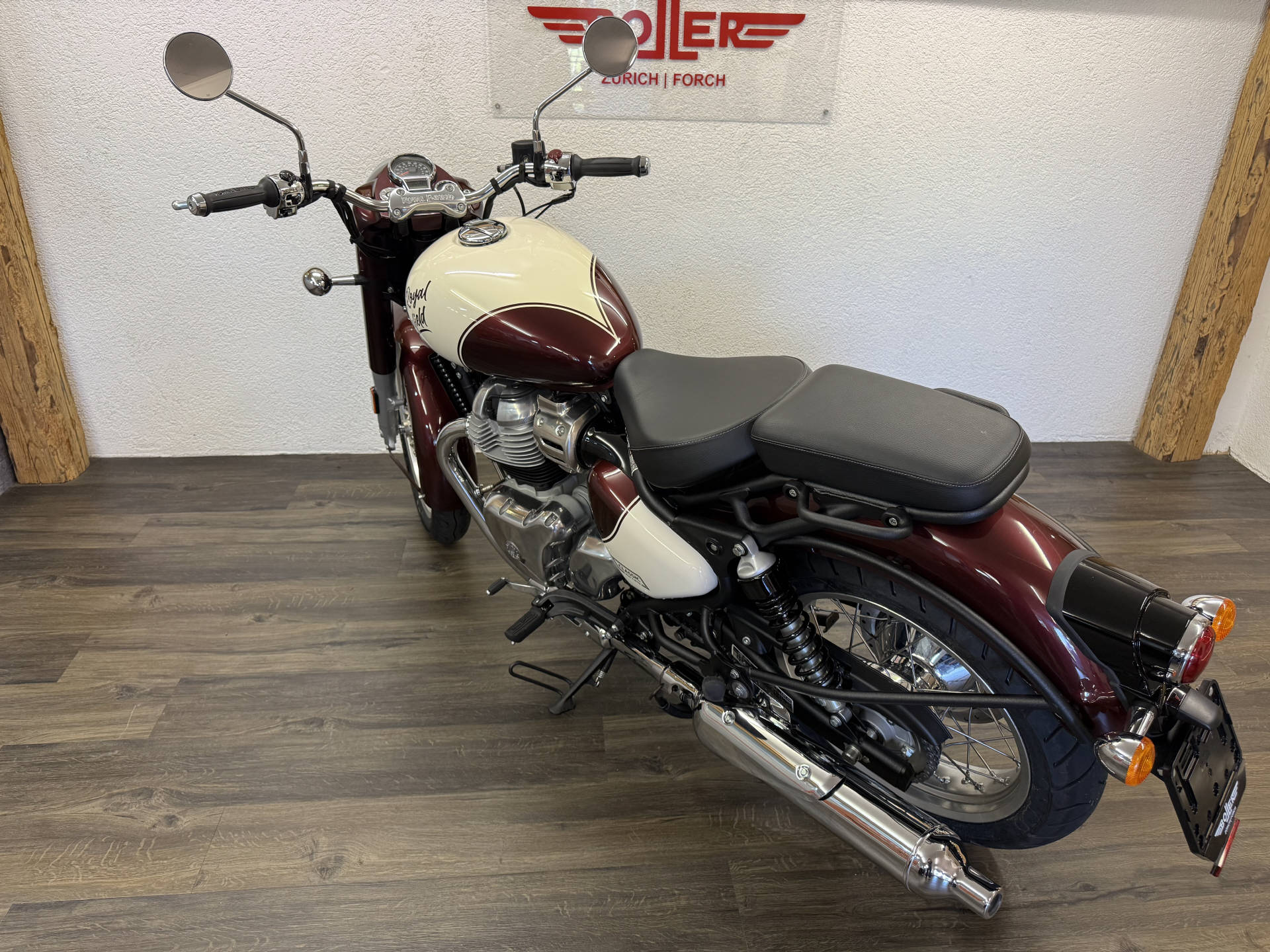 ROYAL ENFIELD Classic 650 ABS-showroom-element-2