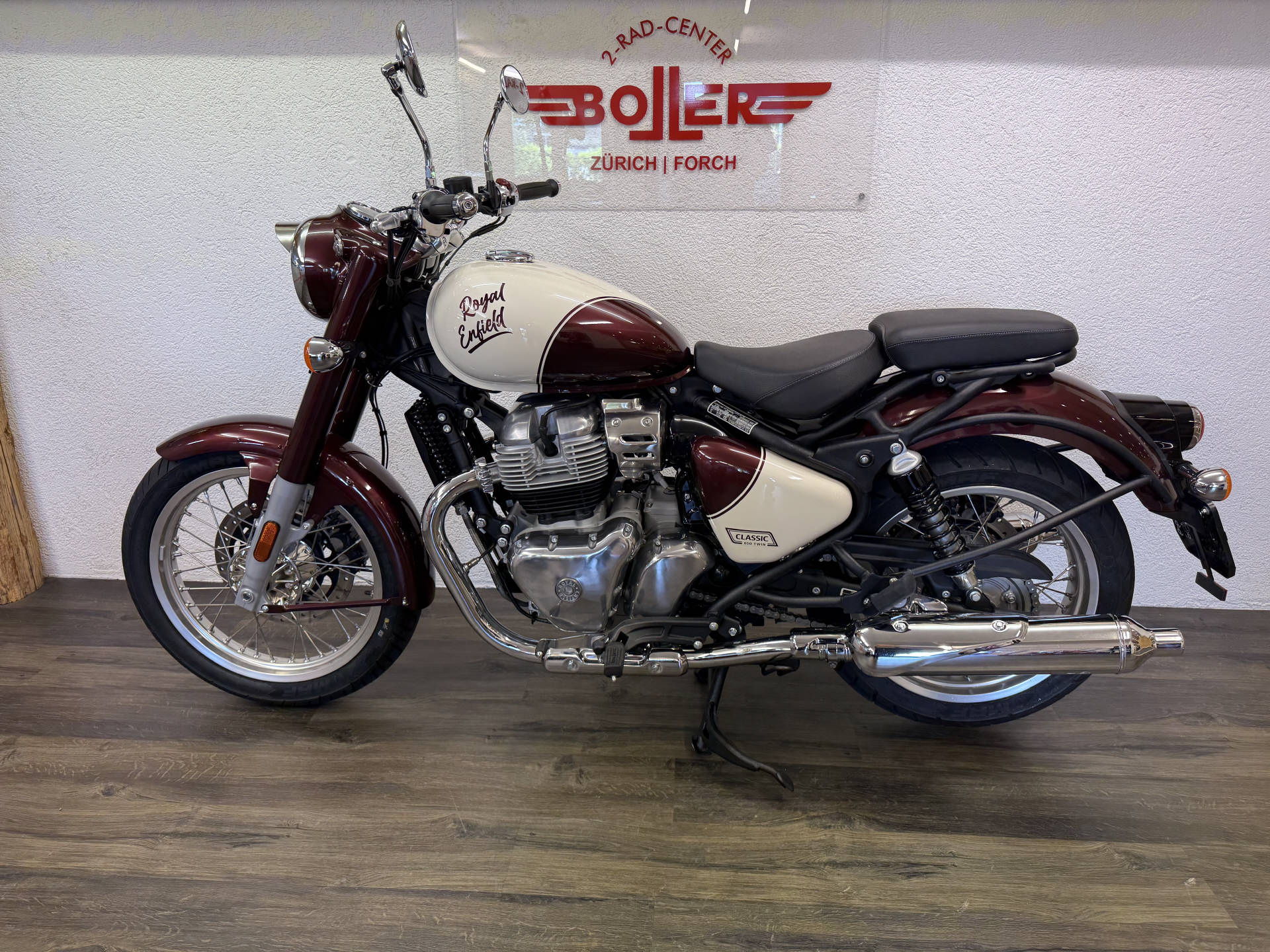 ROYAL ENFIELD Classic 650 ABS-showroom-element-1