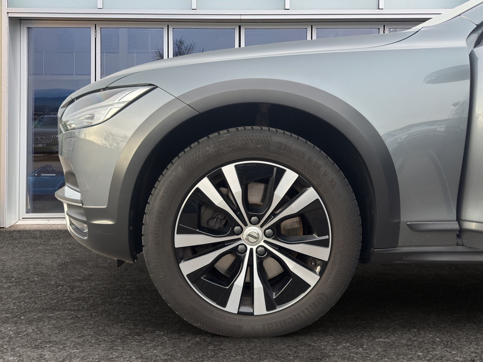 VOLVO V90 Cross Country 2.0 D5 AWD-image-8