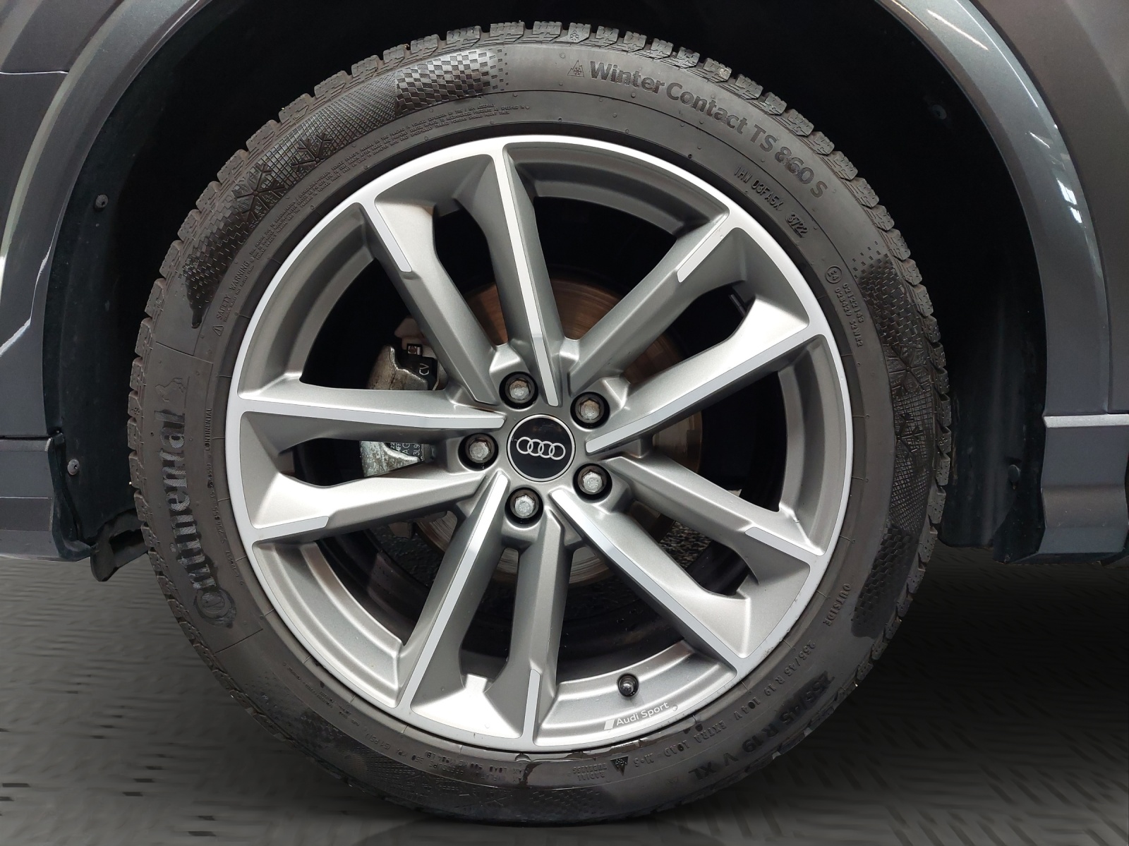 AUDI Q3 35 TDI S line quattro S-tronic-image-11