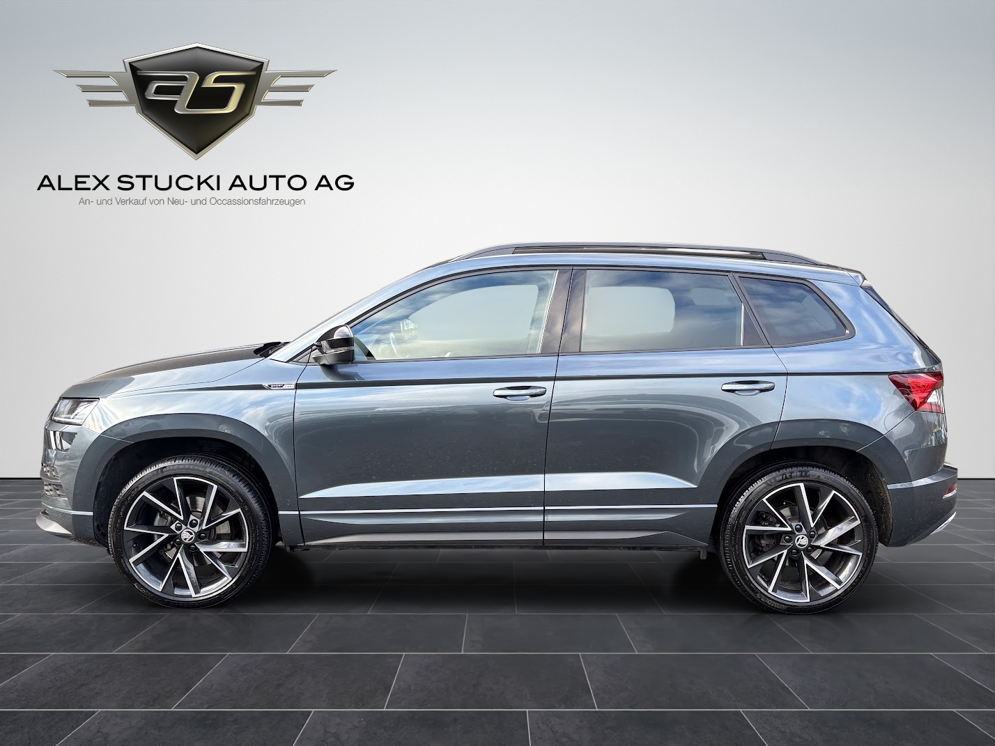 SKODA Karoq 2.0 TDI CR SportLine 4x4 DSG-showroom-element-3