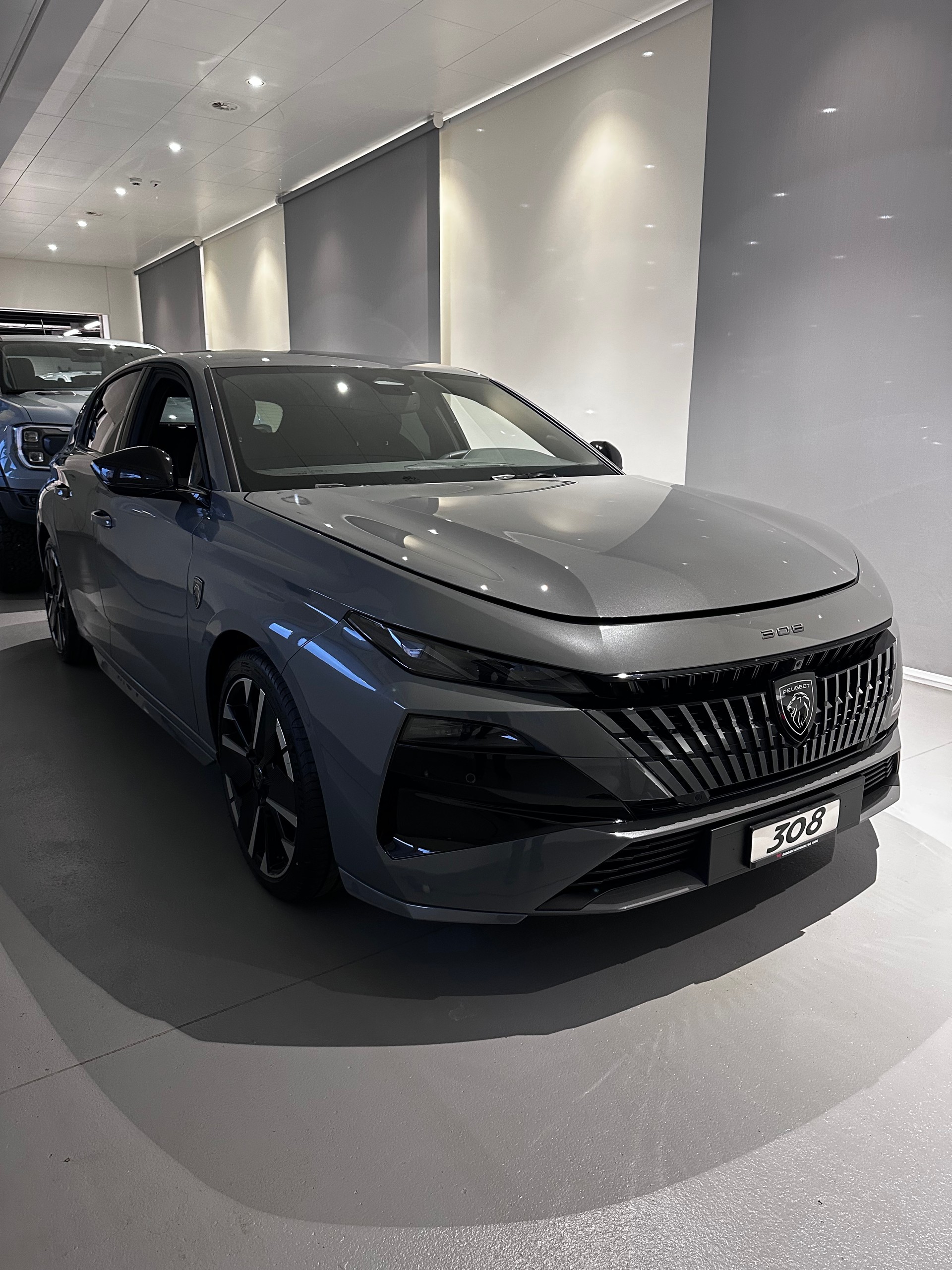 PEUGEOT 308 1.6 PHEV 195 GT-image-0