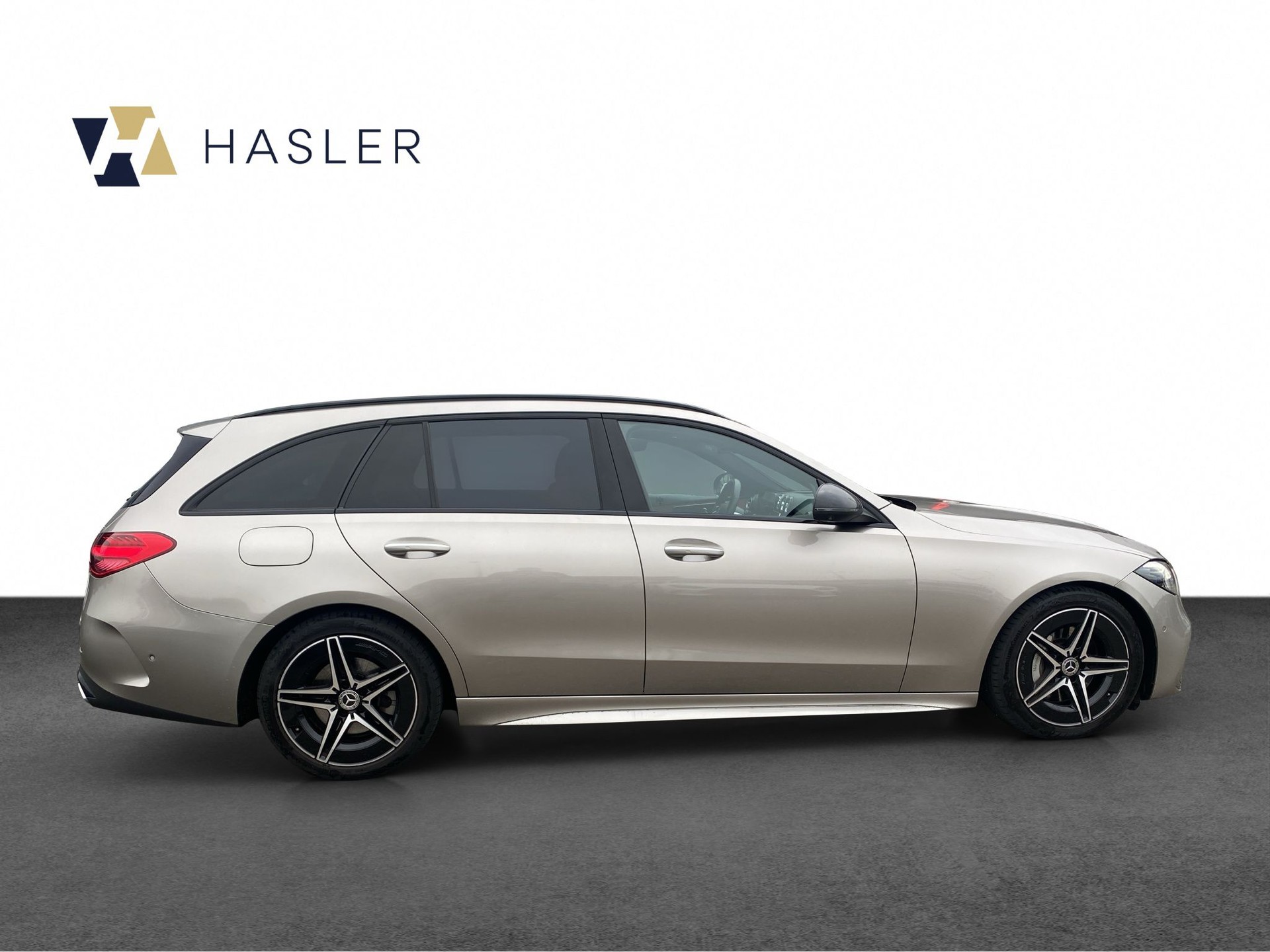 MERCEDES-BENZ C 300 T 4Matic AMG Line-image-6