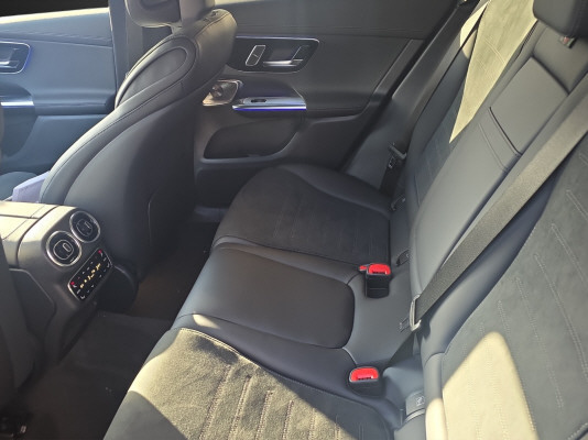 MERCEDES-BENZ GLC 300 de 4M 9G-Tronic-image-8