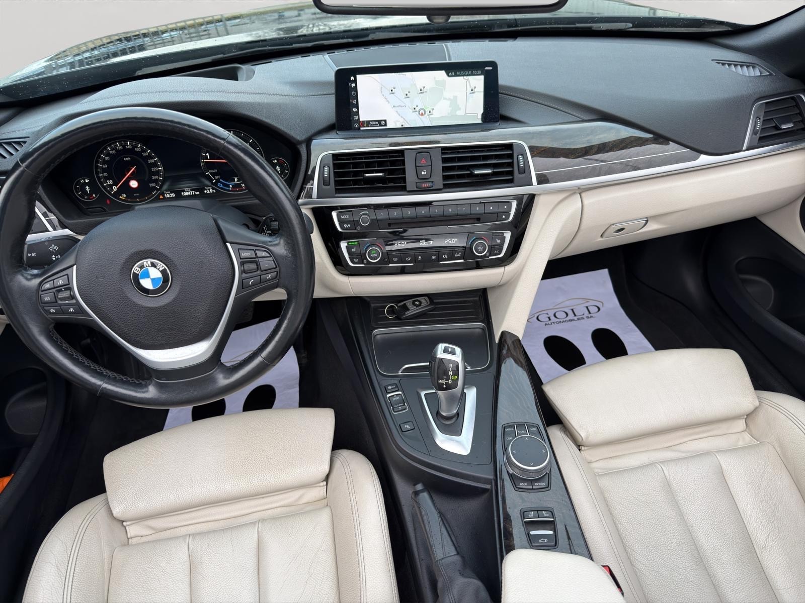 BMW 435d Cabriolet xDrive Steptronic Luxury Line-image-2
